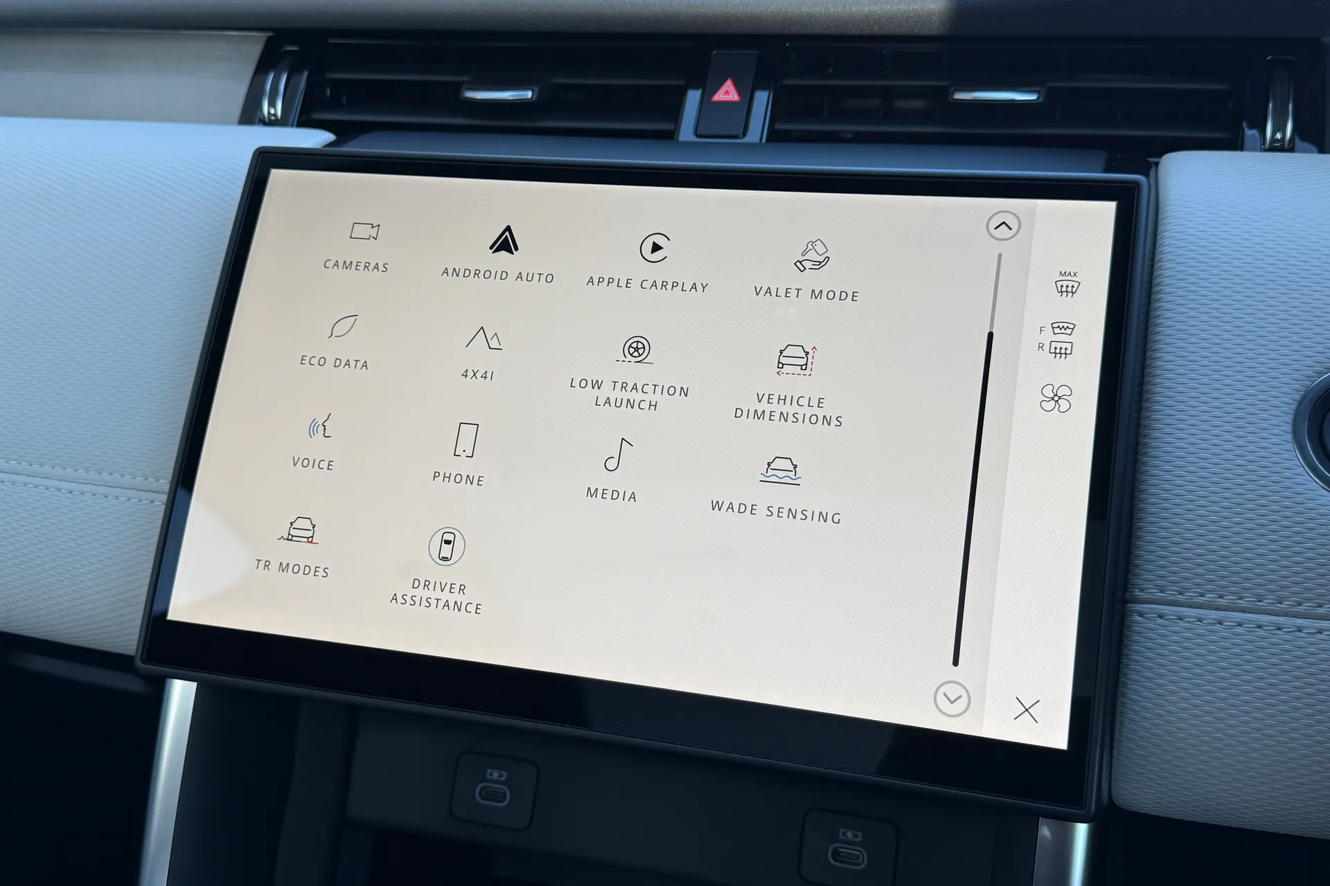LAND ROVER DISCOVERY SPORT thumbnail image number 40
