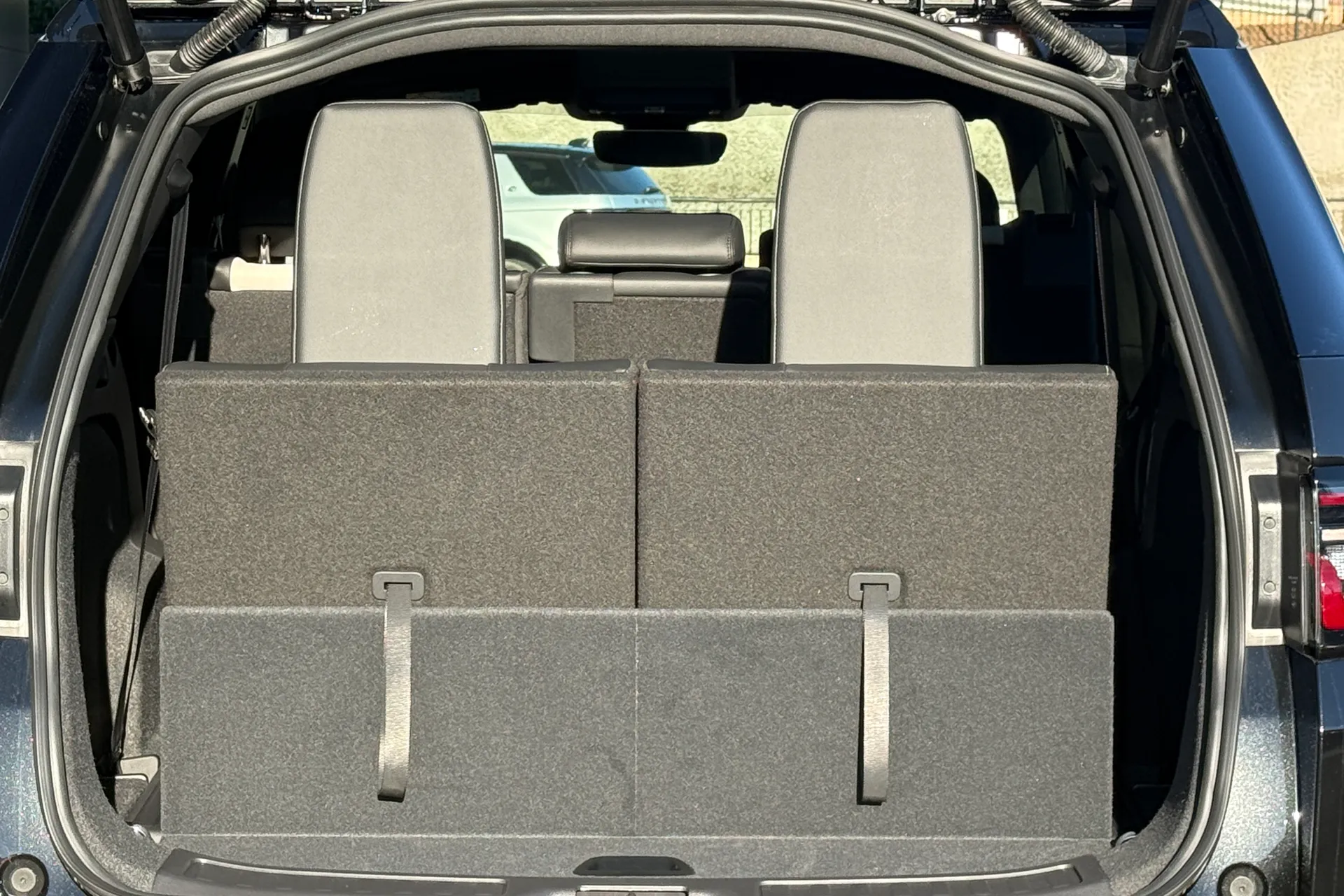 LAND ROVER DISCOVERY SPORT thumbnail image number 57