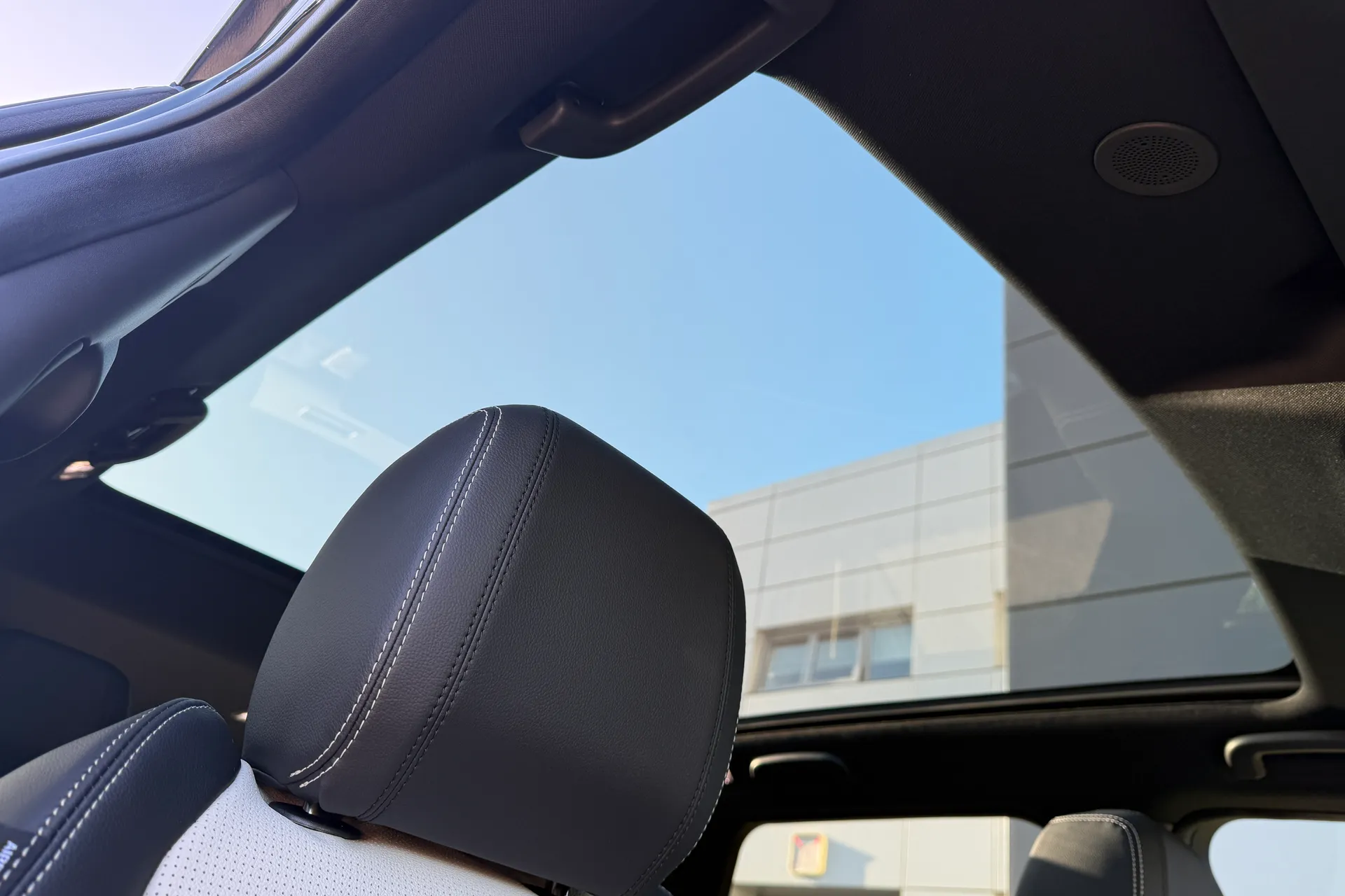 LAND ROVER DISCOVERY SPORT thumbnail image number 8