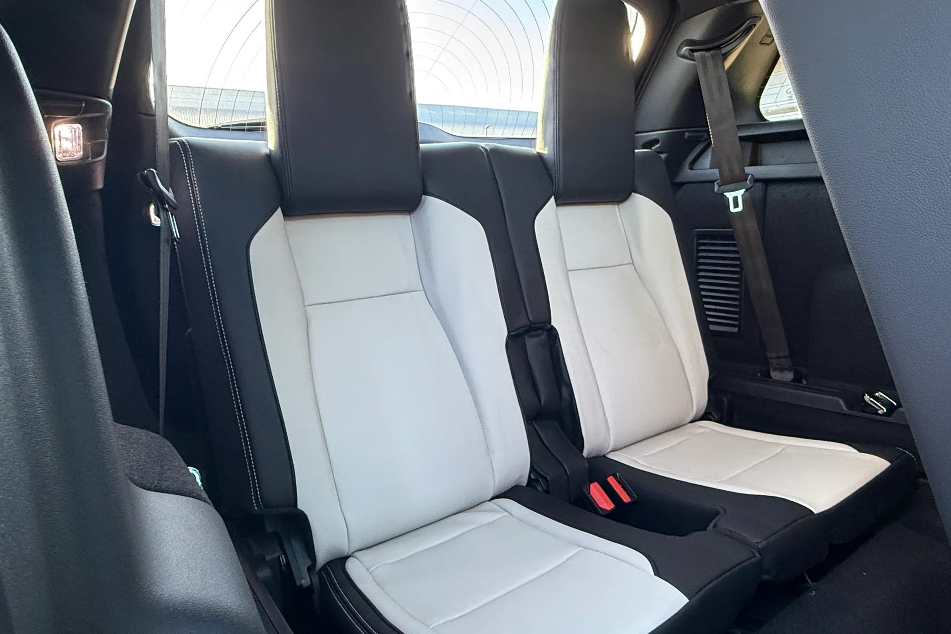 LAND ROVER DISCOVERY SPORT thumbnail image number 58