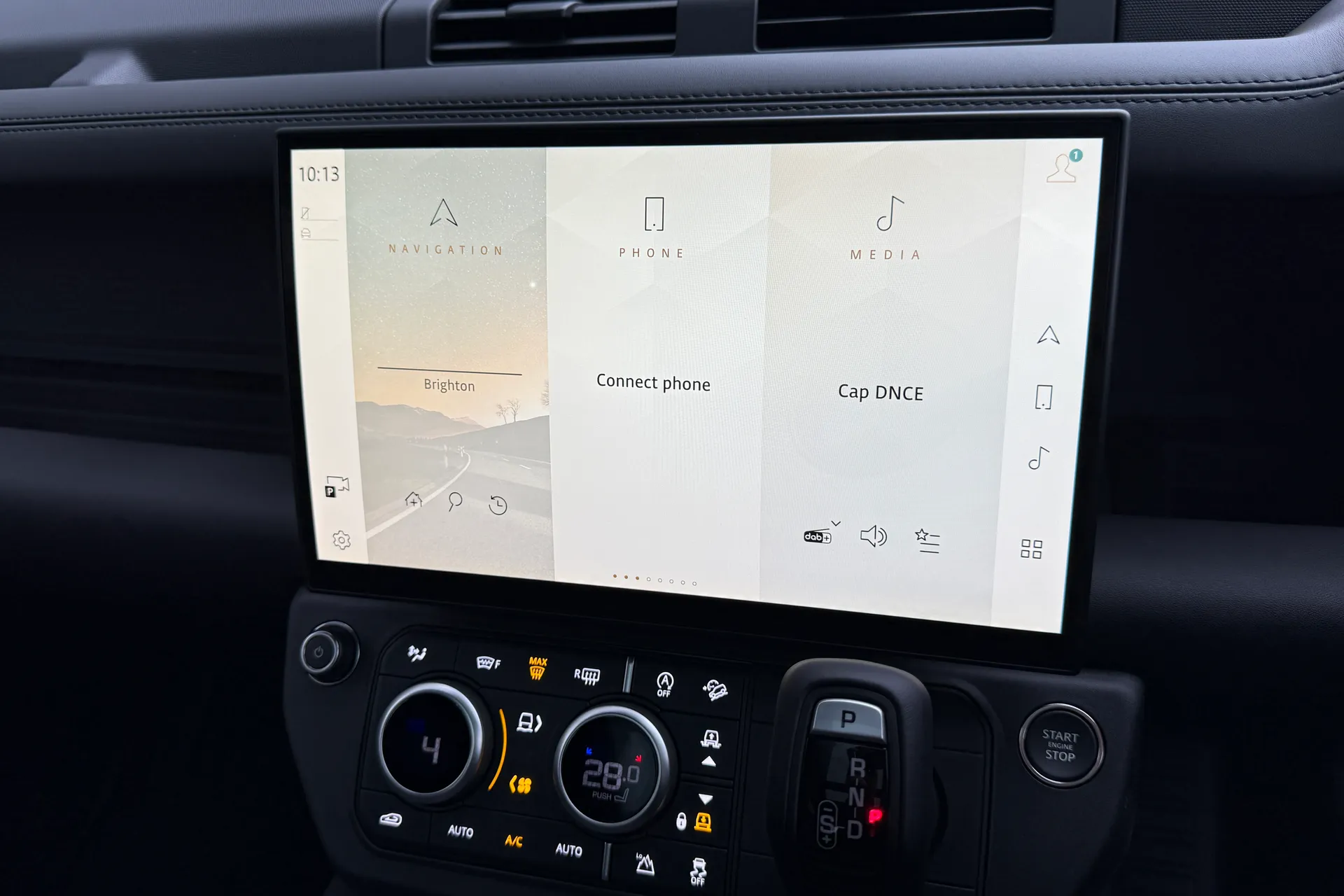 LAND ROVER Defender 90 thumbnail image number 62