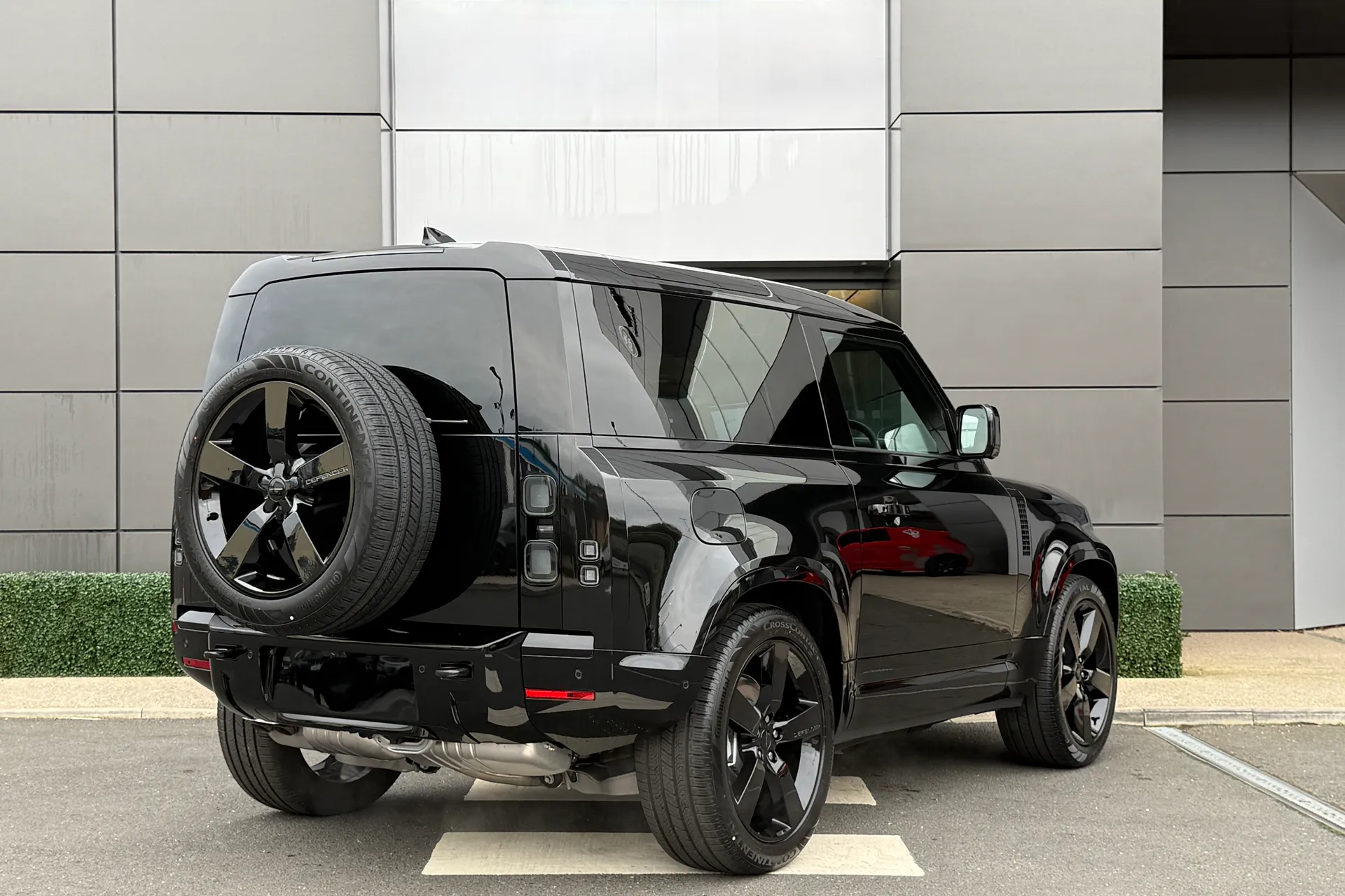 LAND ROVER Defender 90 thumbnail image number 11