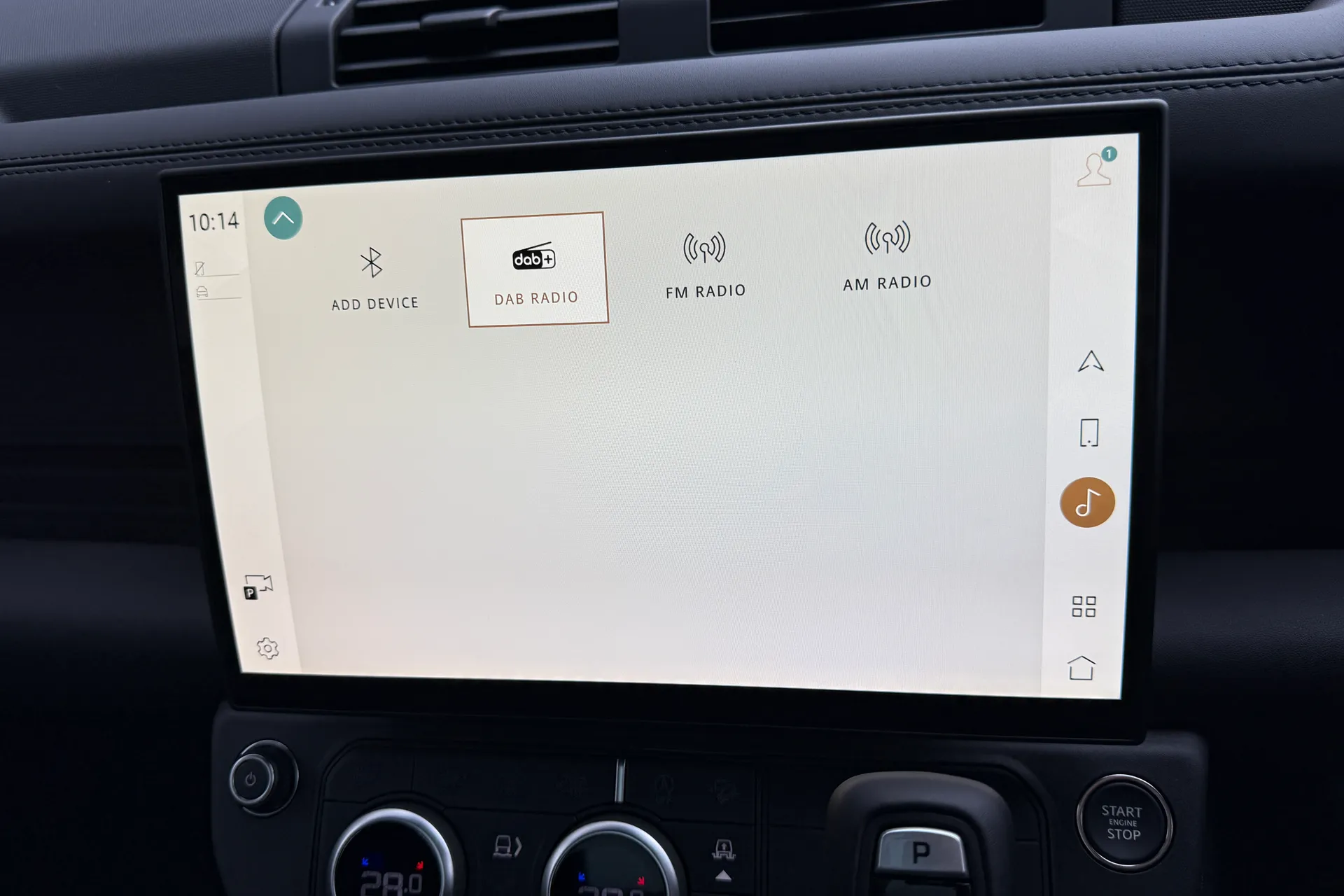 LAND ROVER Defender 90 thumbnail image number 25