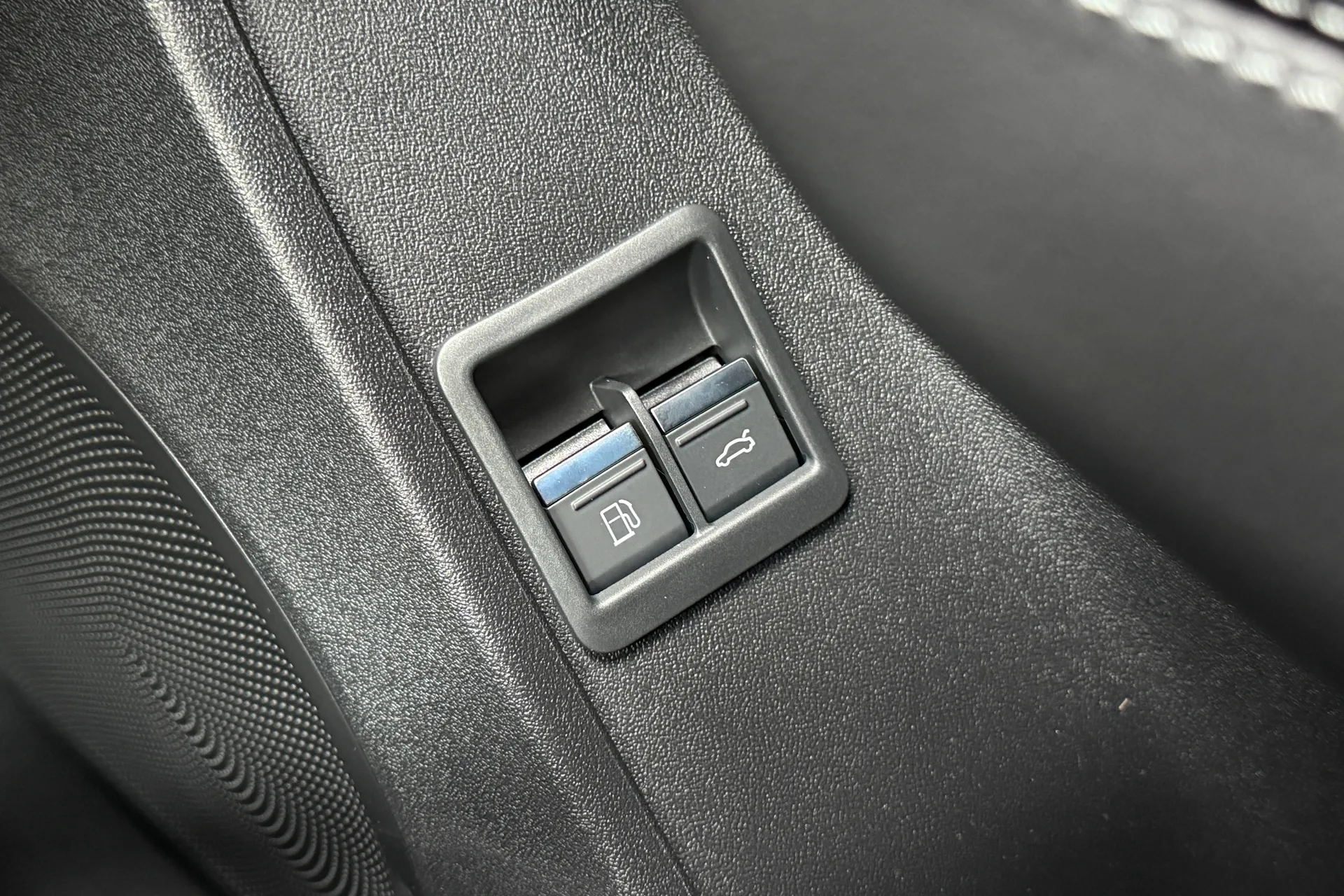 Audi Q3 thumbnail image number 23