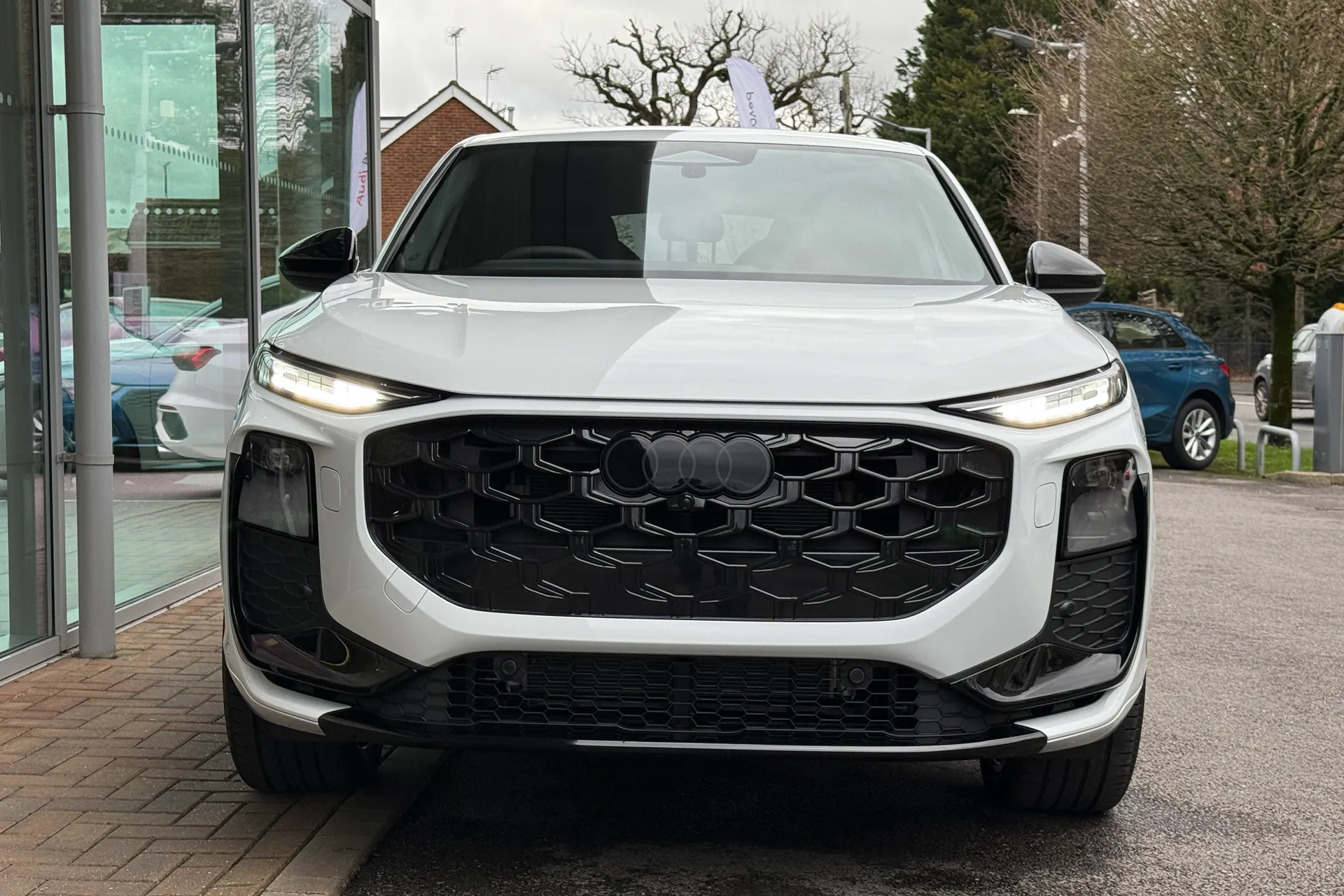Audi Q3 thumbnail image number 55