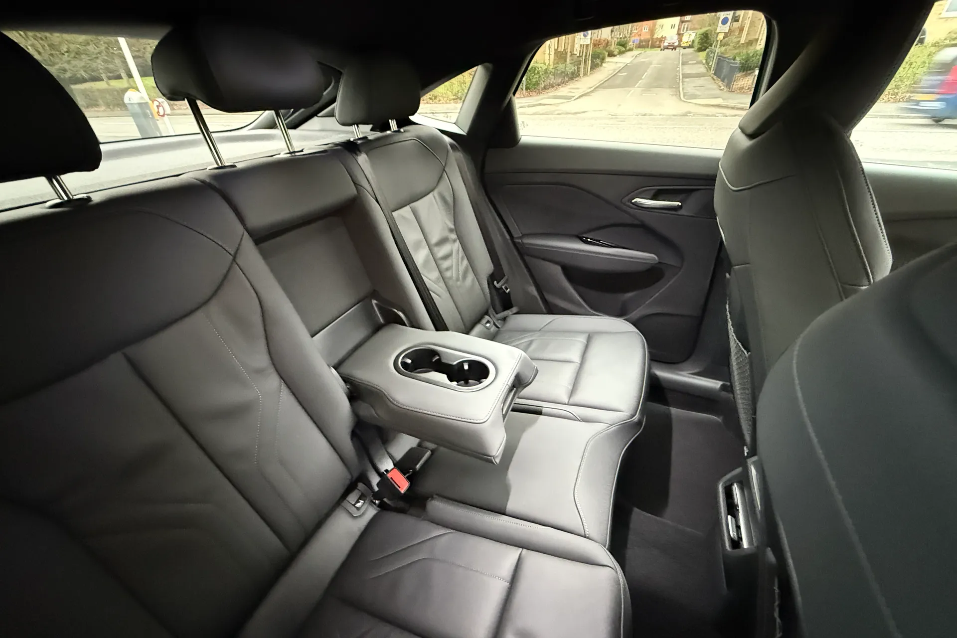 Audi Q3 thumbnail image number 39