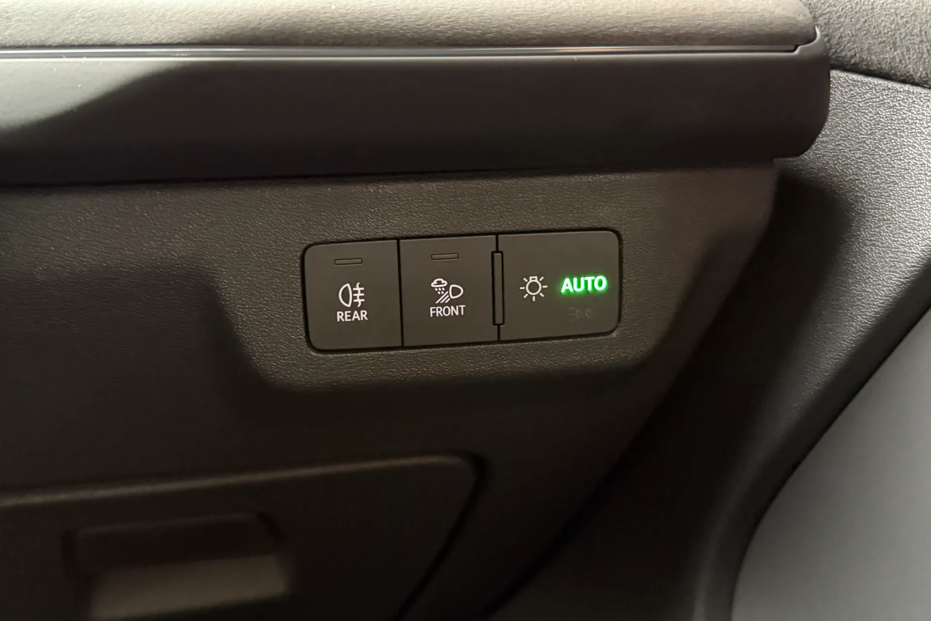 Audi Q3 thumbnail image number 18