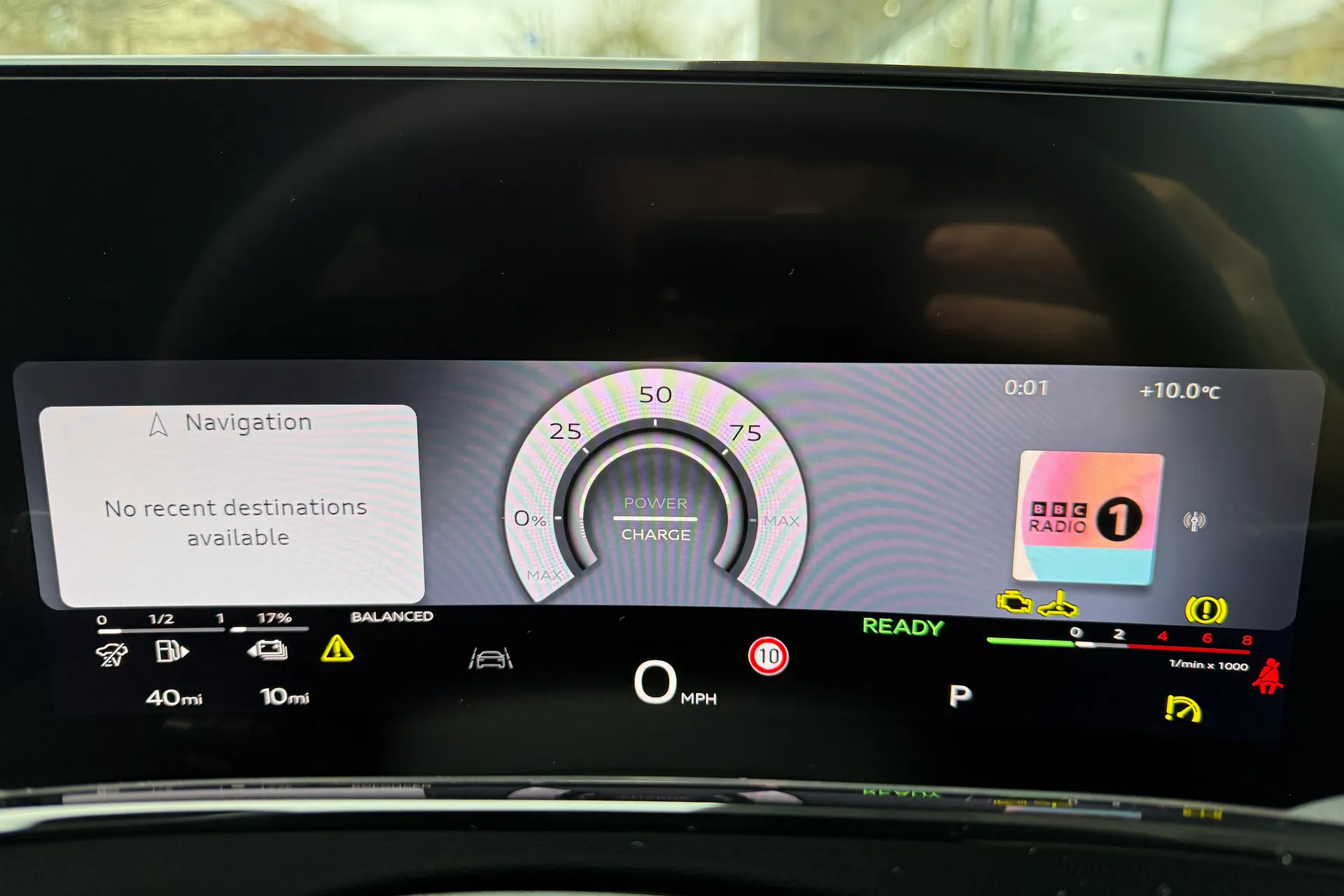 Audi Q3 thumbnail image number 10