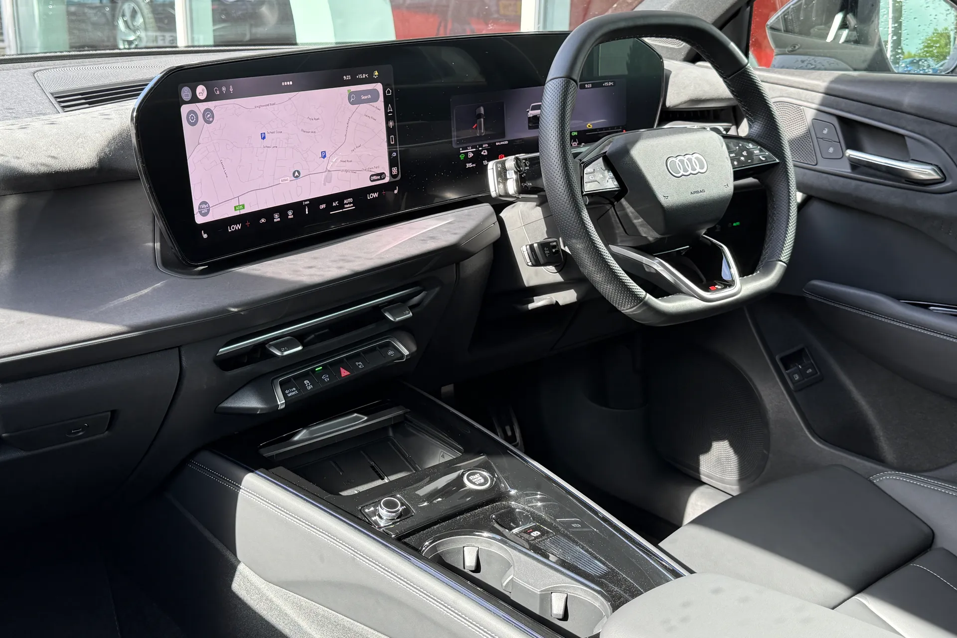Audi Q3 thumbnail image number 48