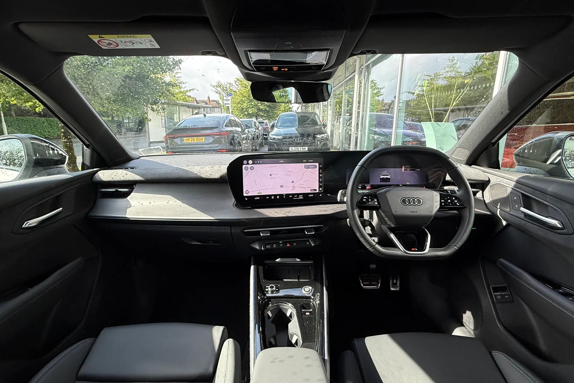 Audi Q3 thumbnail image number 3