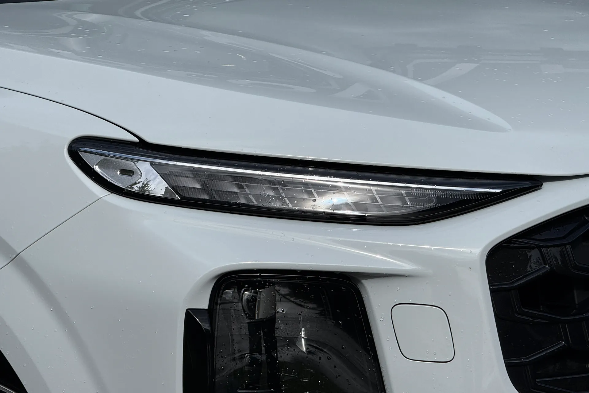 Audi Q3 thumbnail image number 61