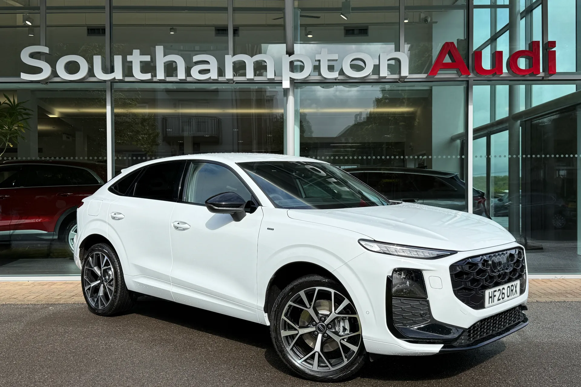 Audi Q3 thumbnail image number 66
