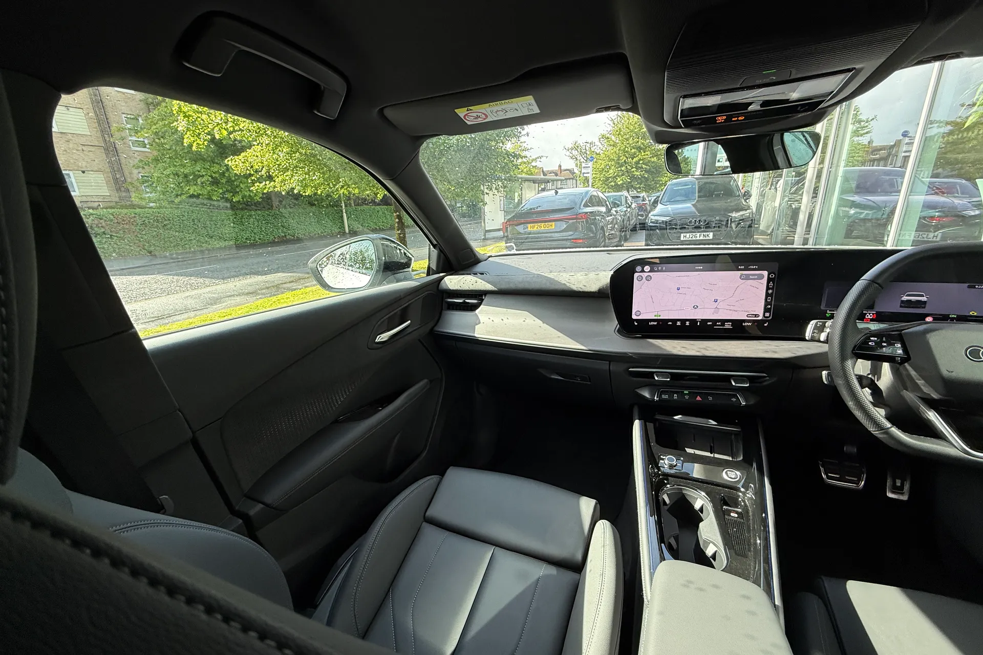 Audi Q3 thumbnail image number 42