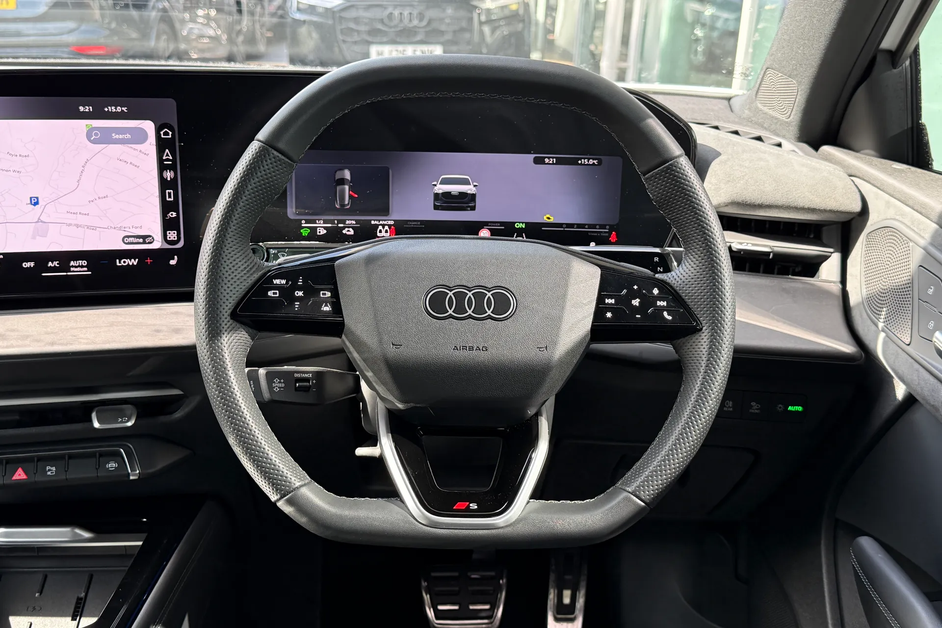 Audi Q3 thumbnail image number 40