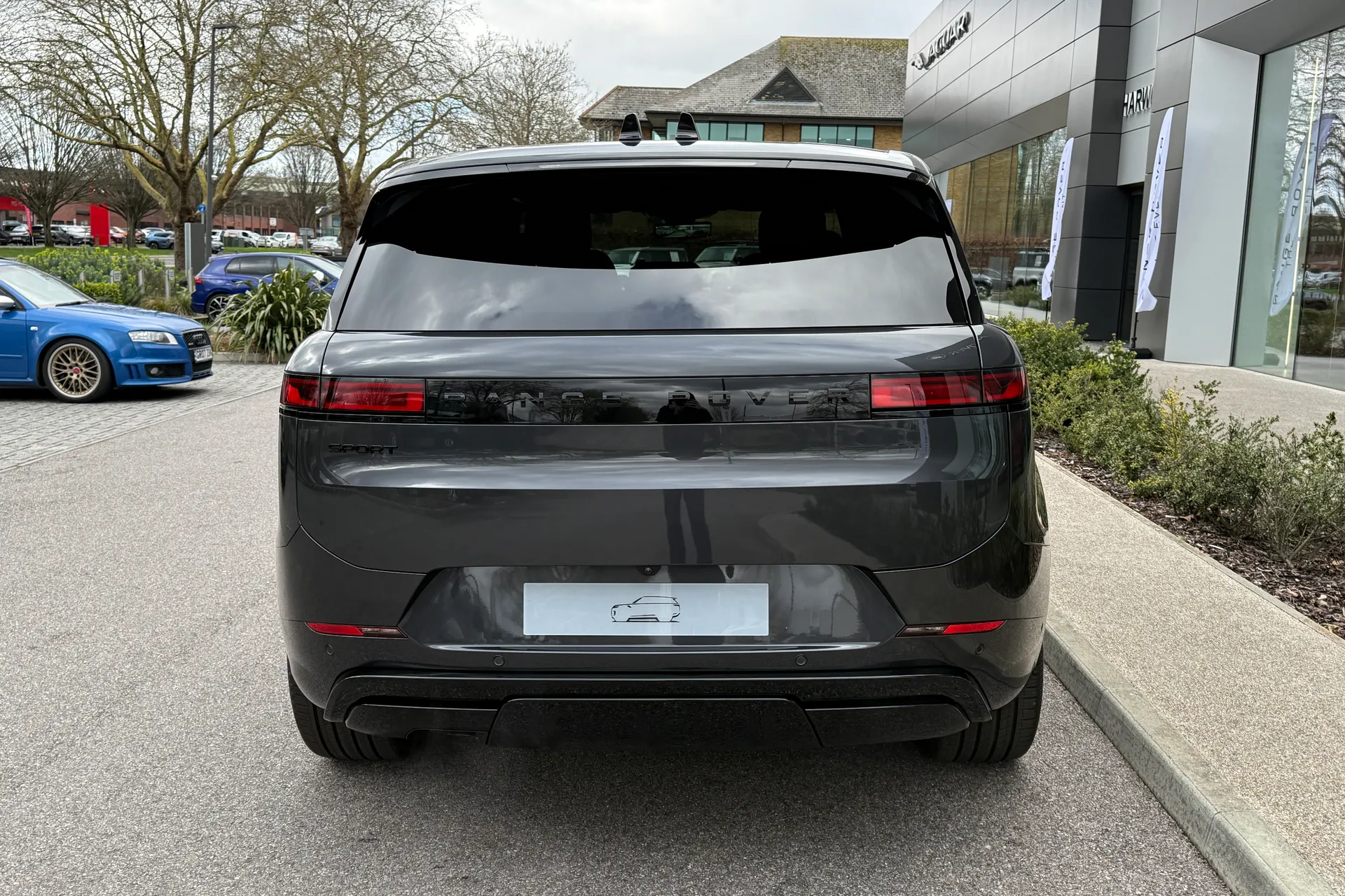 LAND ROVER RANGE ROVER SPORT thumbnail image number 13