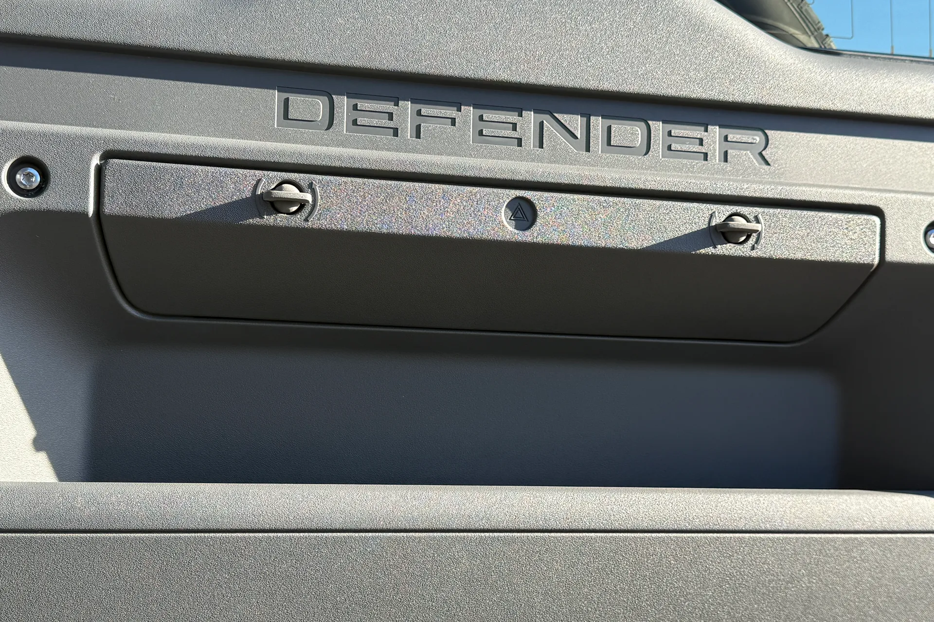 LAND ROVER Defender 90 thumbnail image number 55