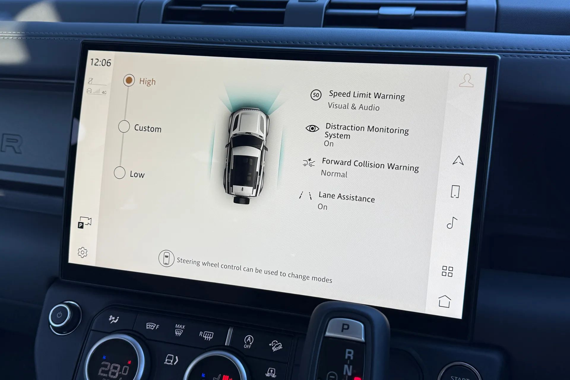 LAND ROVER Defender 90 thumbnail image number 47