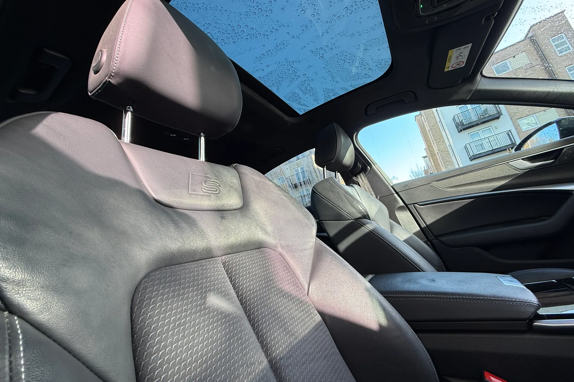 Audi A6 thumbnail image number 36