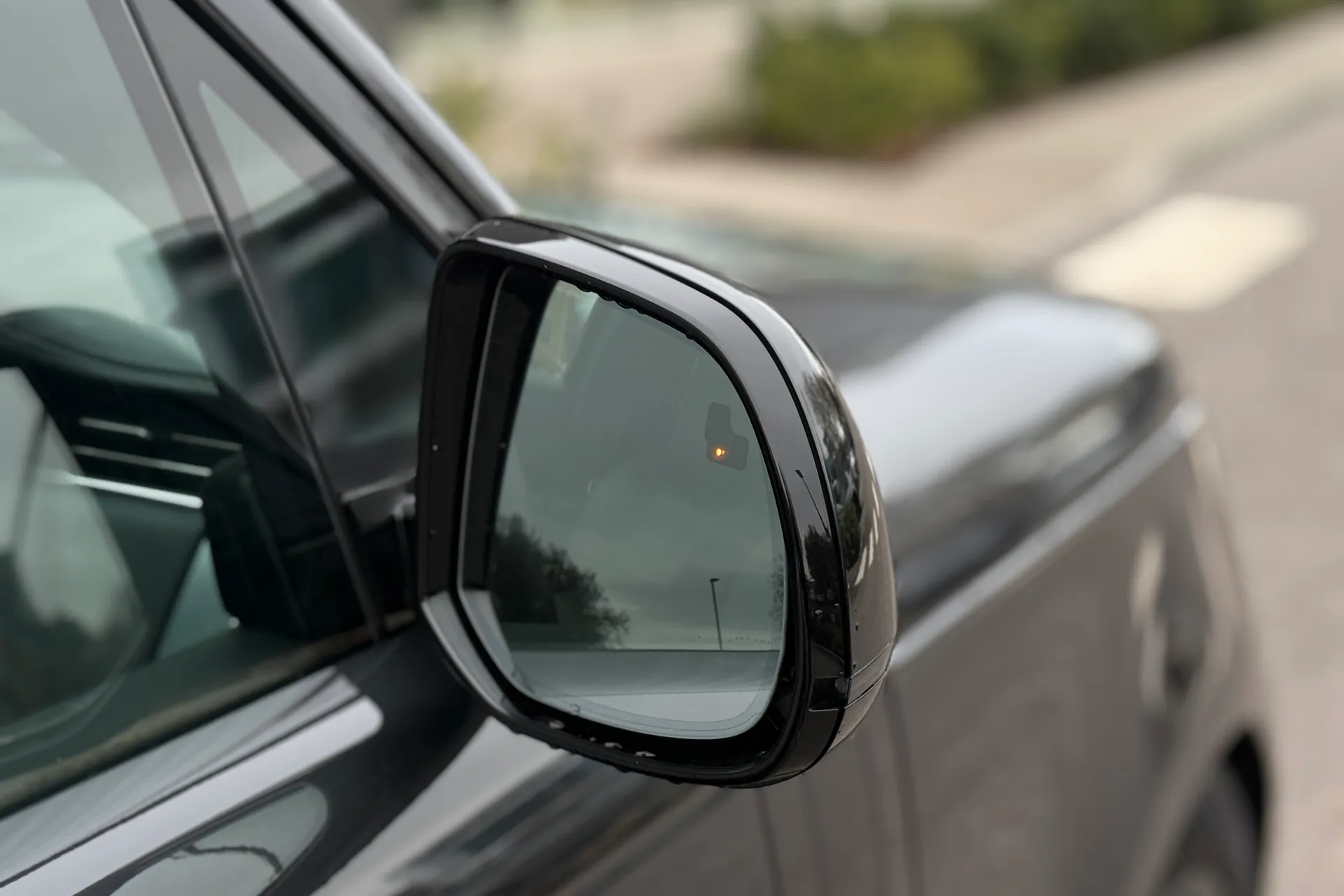 LAND ROVER RANGE ROVER thumbnail image number 15