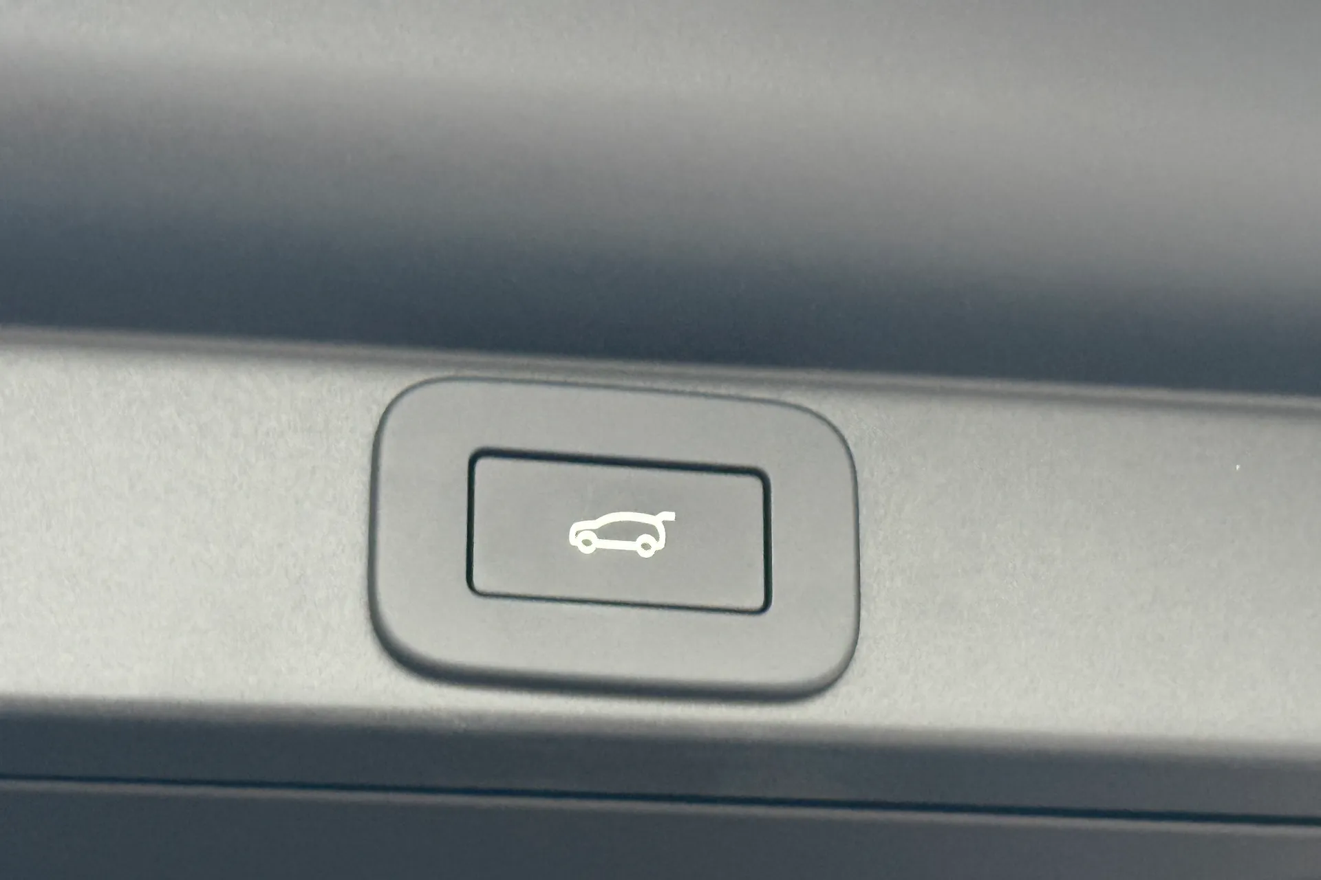 LAND ROVER RANGE ROVER thumbnail image number 44