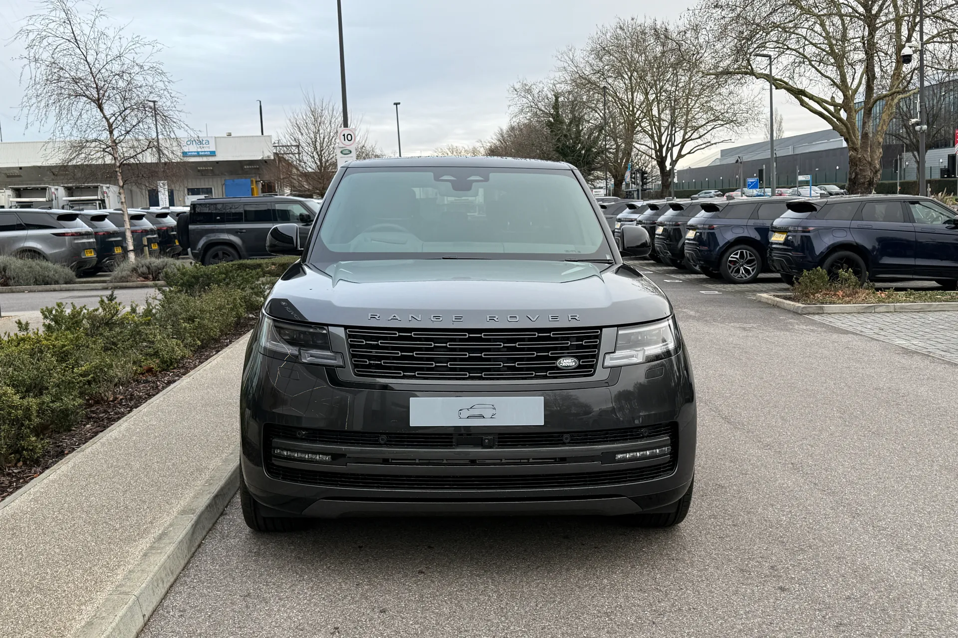 LAND ROVER RANGE ROVER thumbnail image number 19