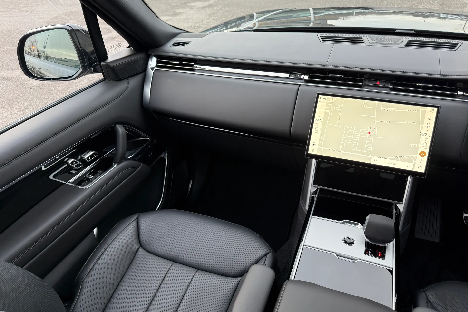 LAND ROVER RANGE ROVER thumbnail image number 22