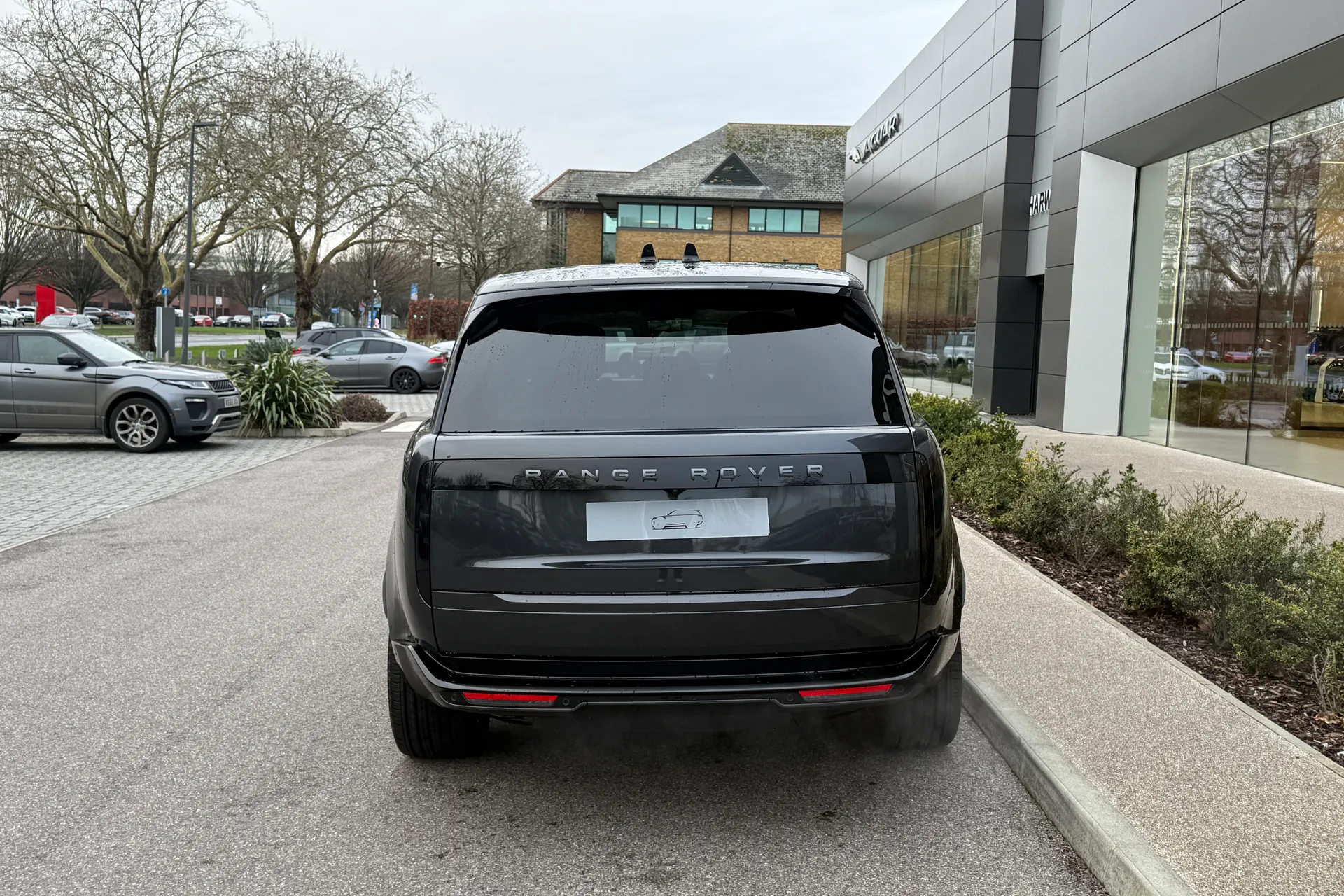 LAND ROVER RANGE ROVER thumbnail image number 17