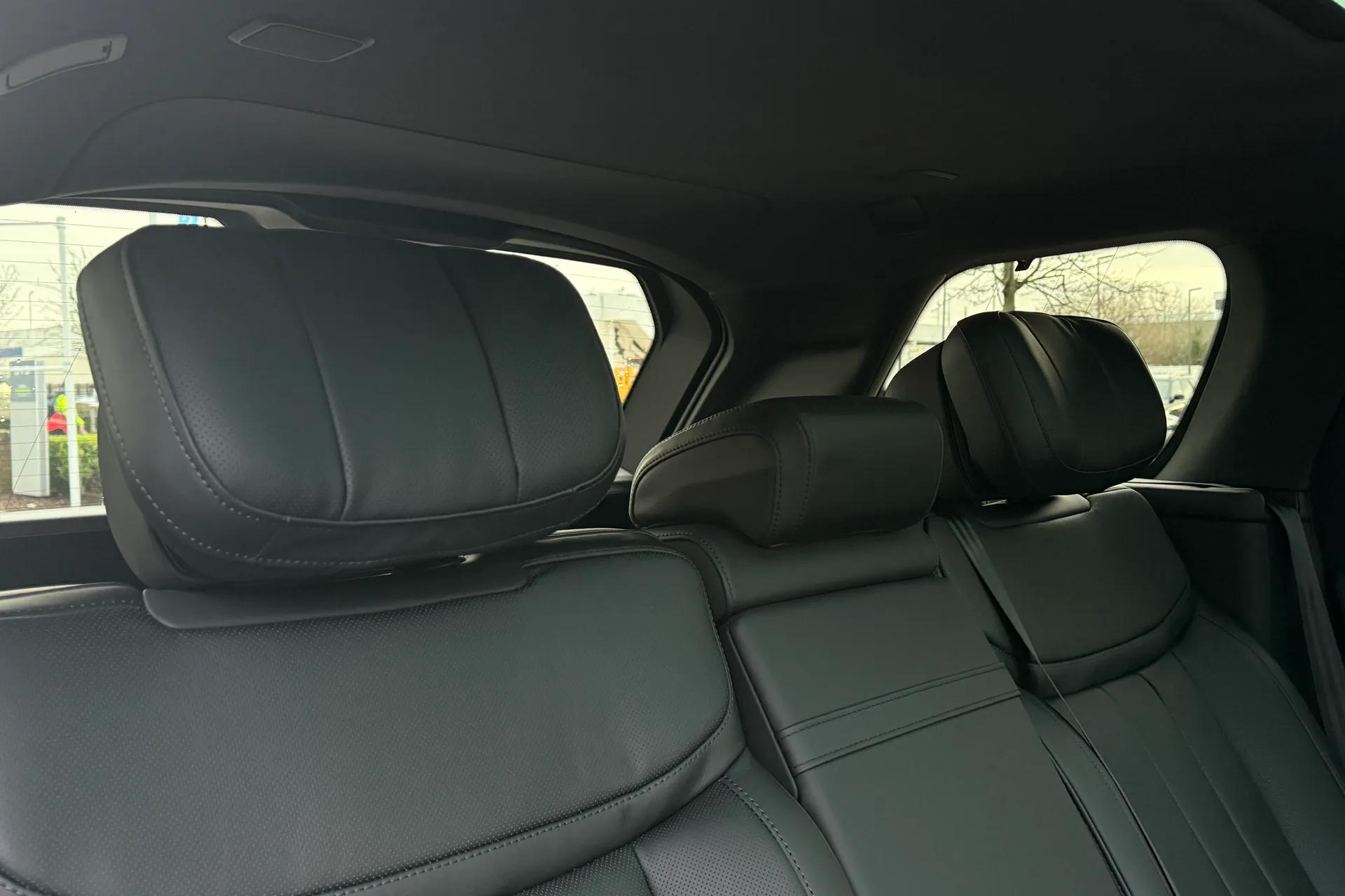 LAND ROVER RANGE ROVER thumbnail image number 34