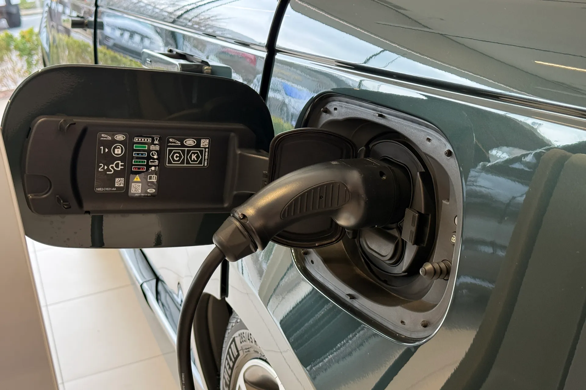 LAND ROVER RANGE ROVER thumbnail image number 11