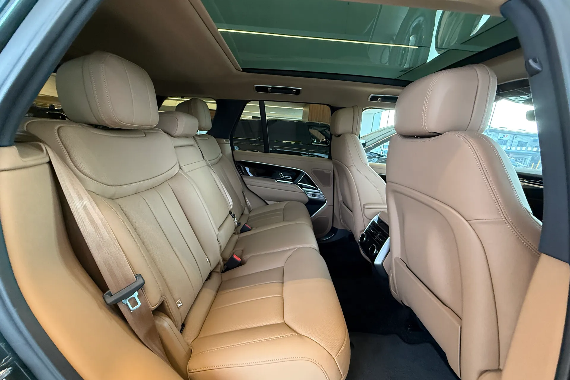 LAND ROVER RANGE ROVER thumbnail image number 7