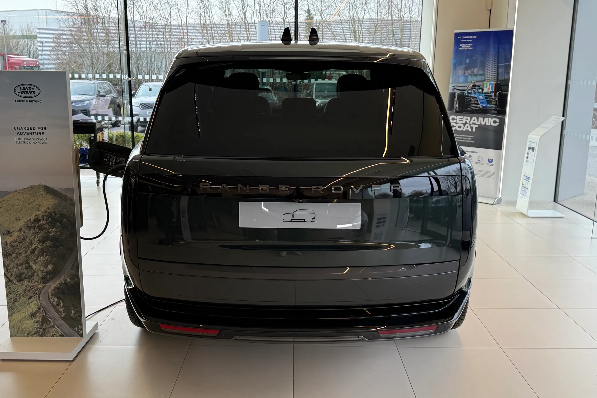 LAND ROVER RANGE ROVER thumbnail image number 4