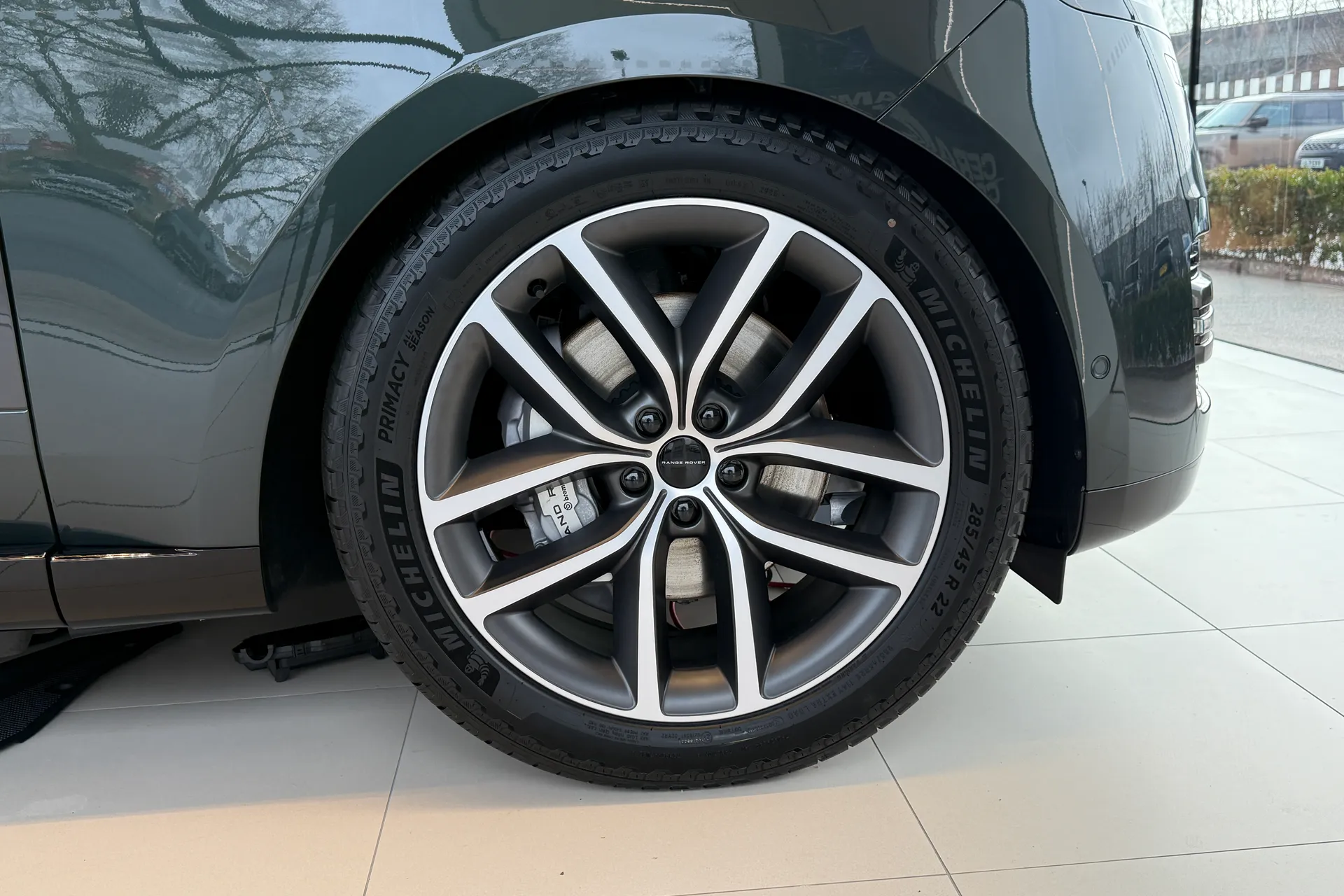 LAND ROVER RANGE ROVER thumbnail image number 6