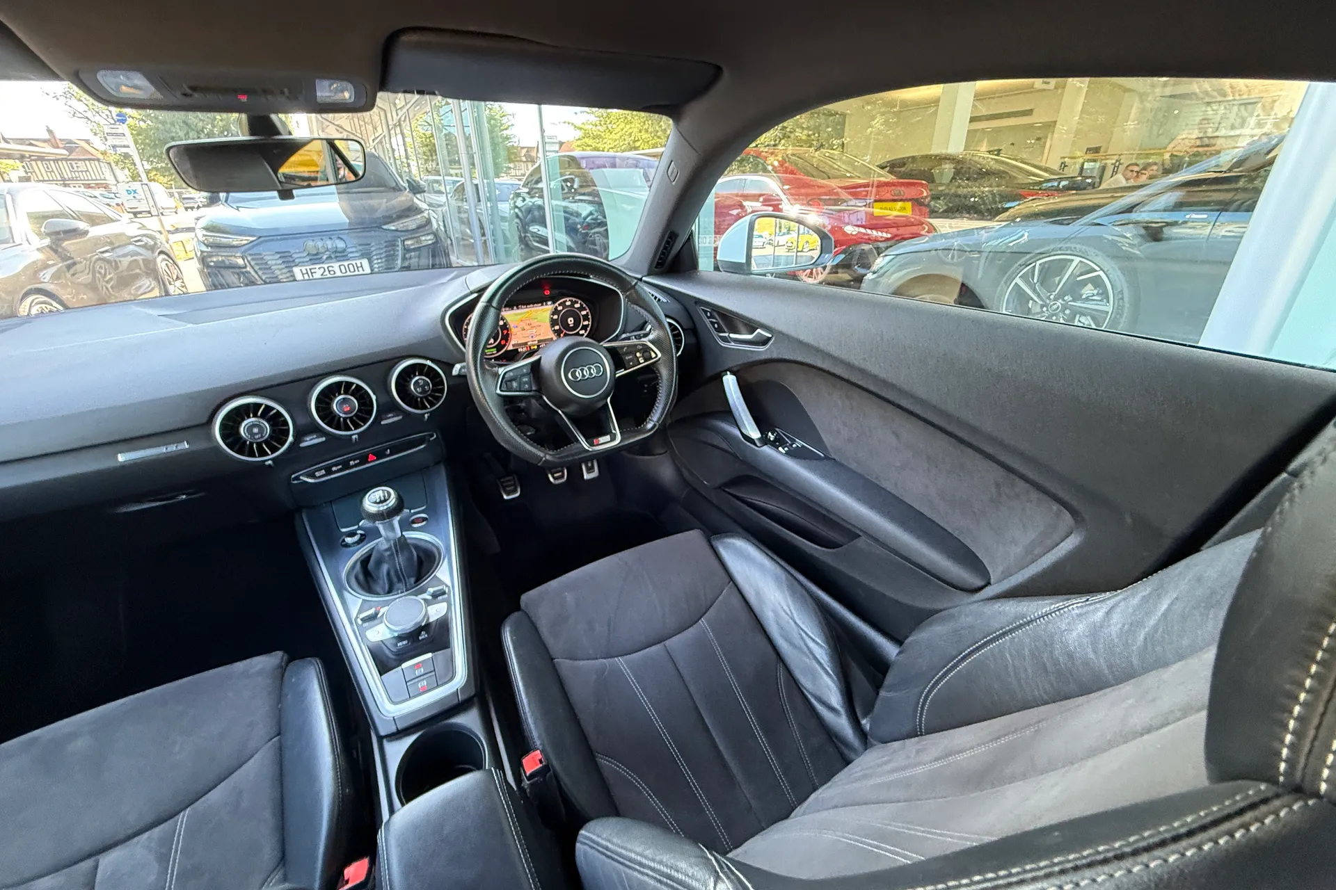 Audi TT thumbnail image number 42