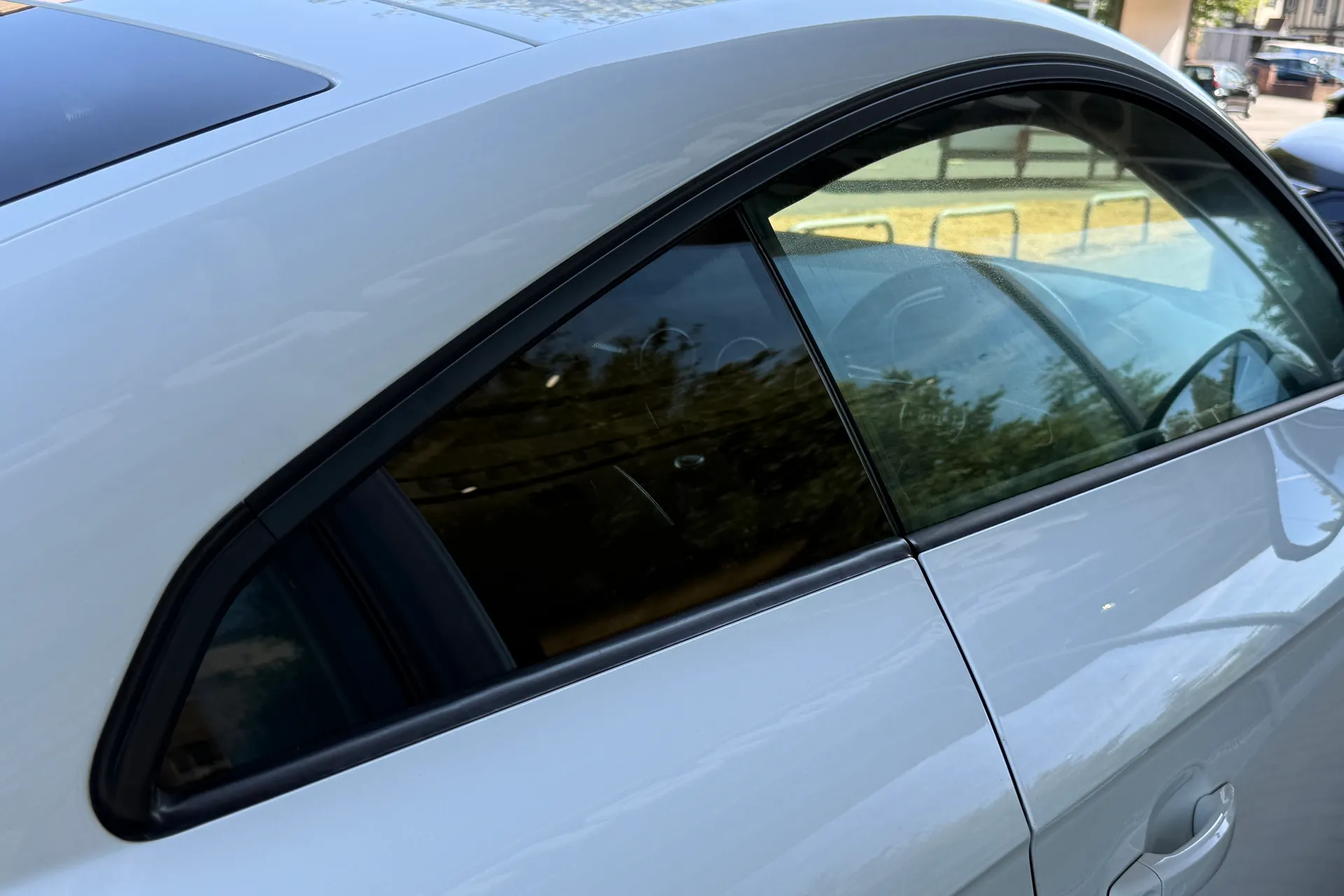 Audi TT thumbnail image number 31