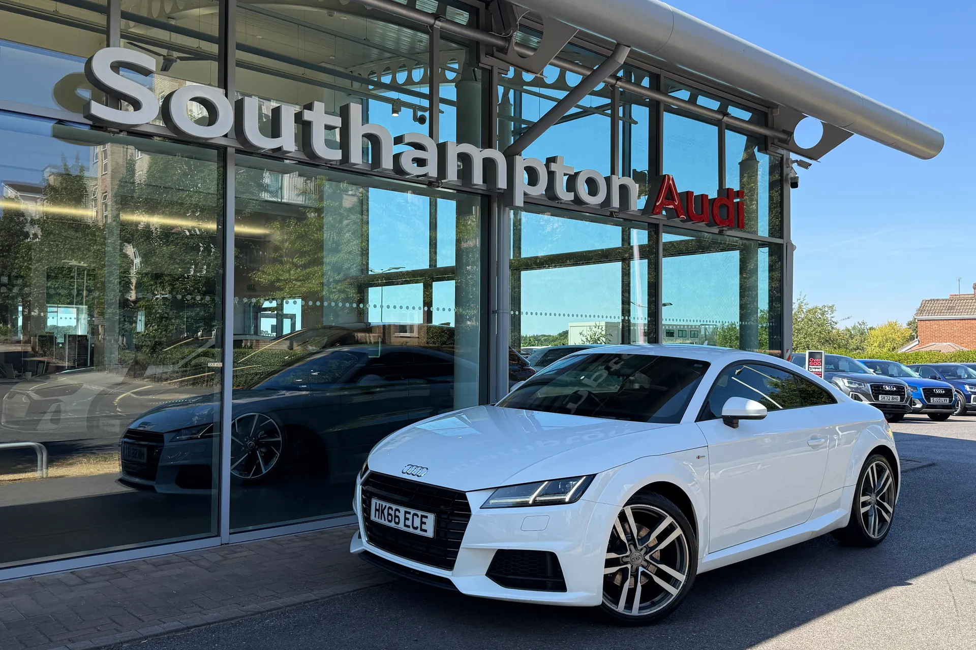 Audi TT thumbnail image number 48