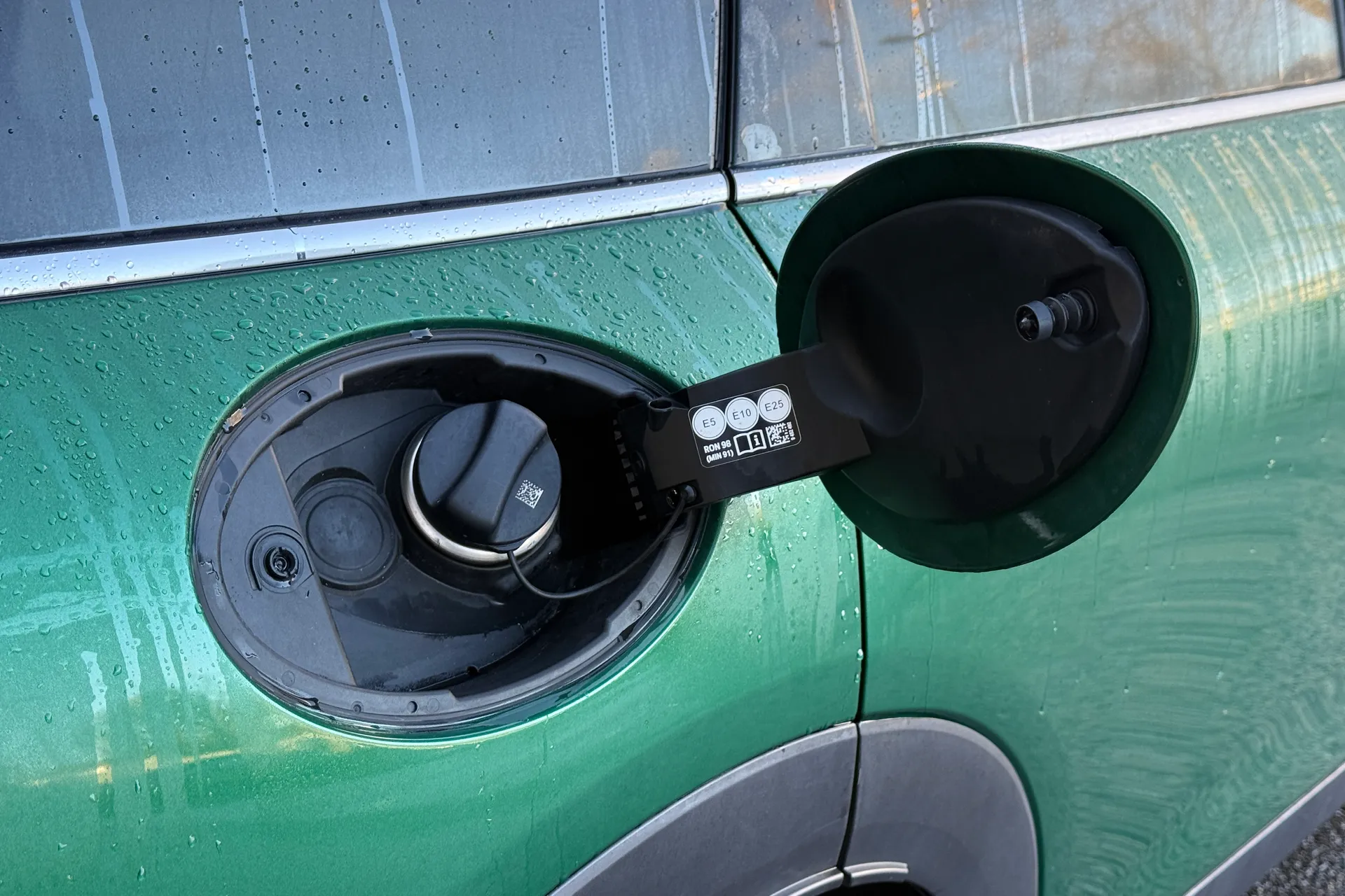 MINI CLUBMAN thumbnail image number 39