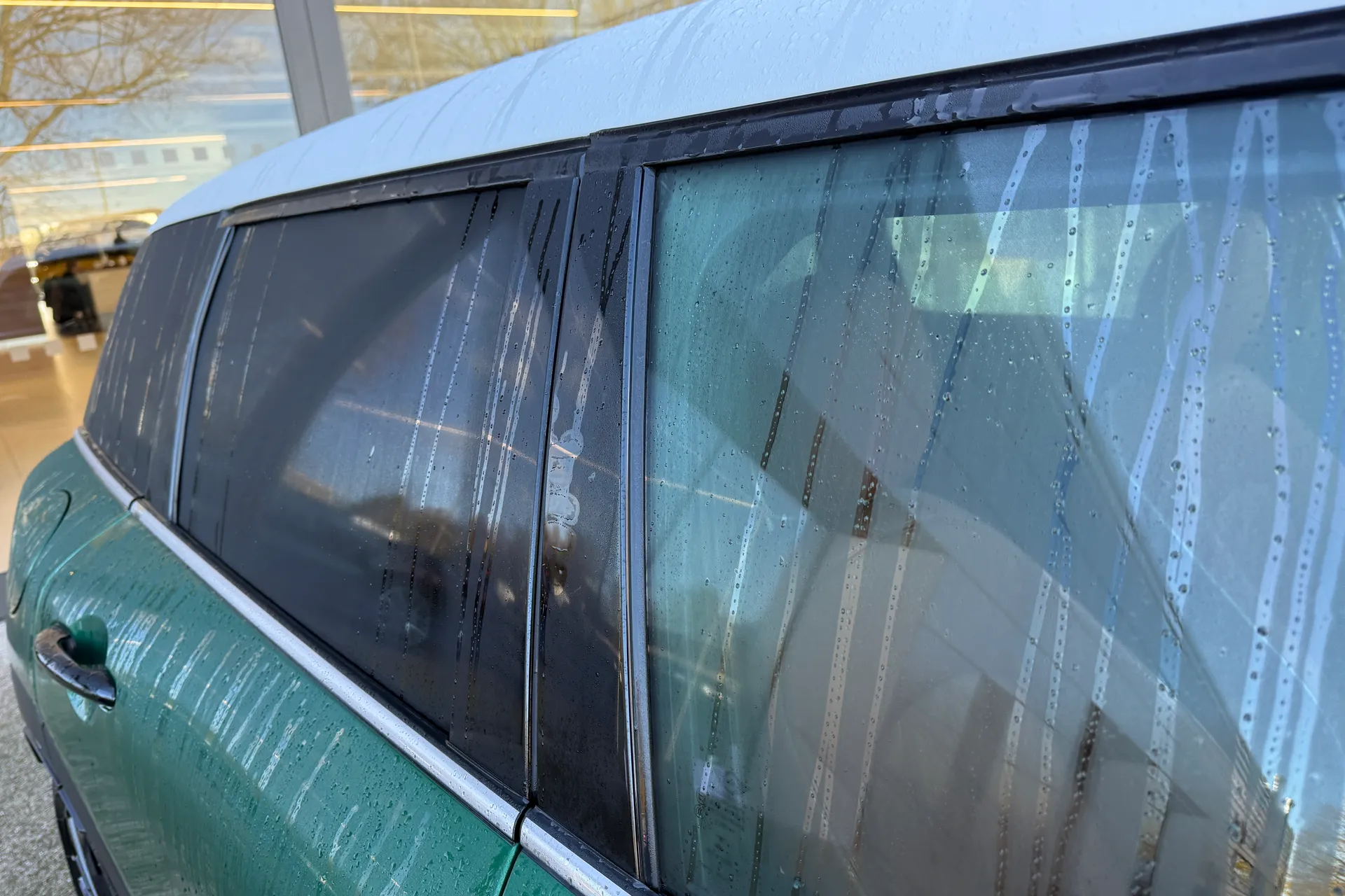 MINI CLUBMAN thumbnail image number 24