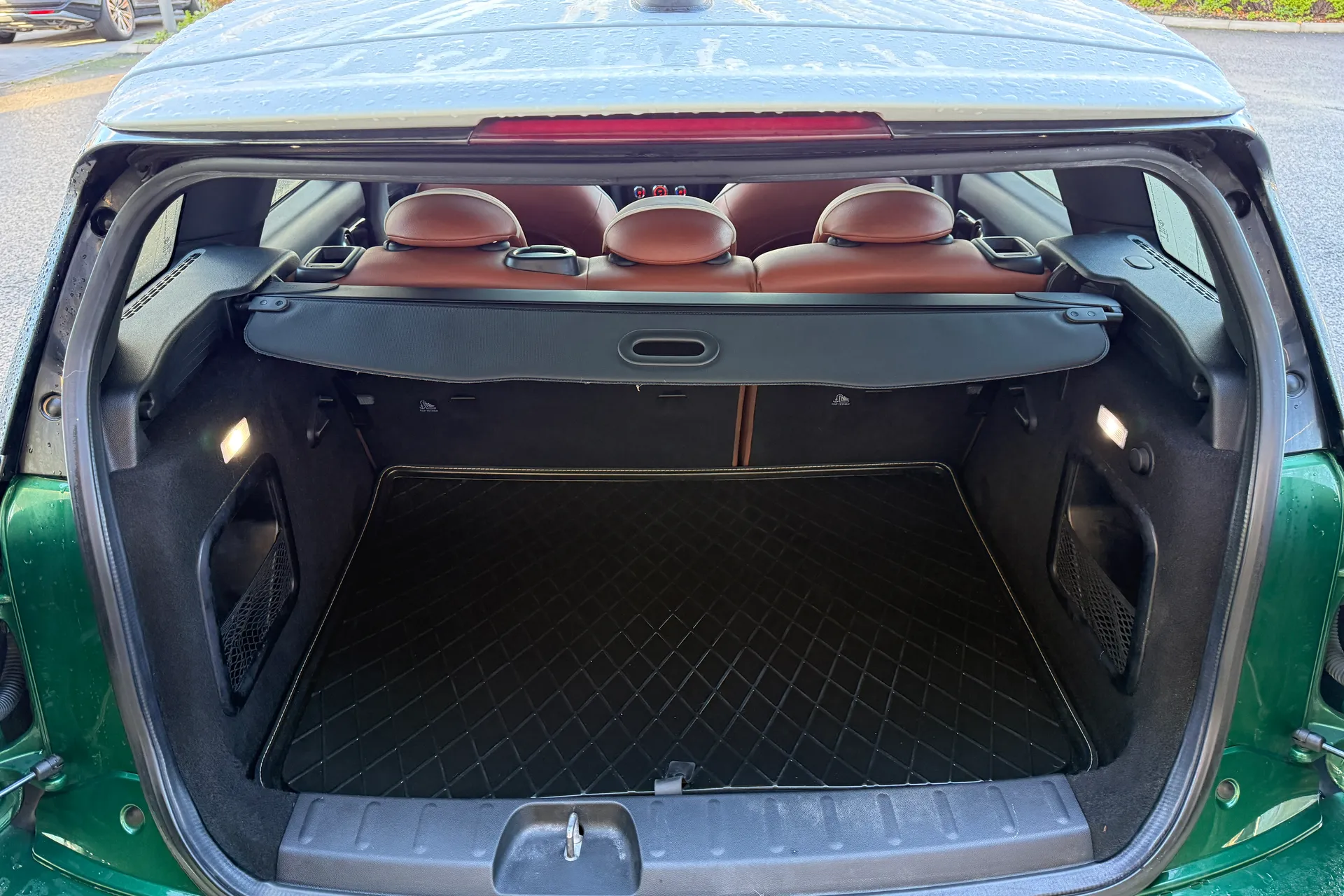 MINI CLUBMAN thumbnail image number 40