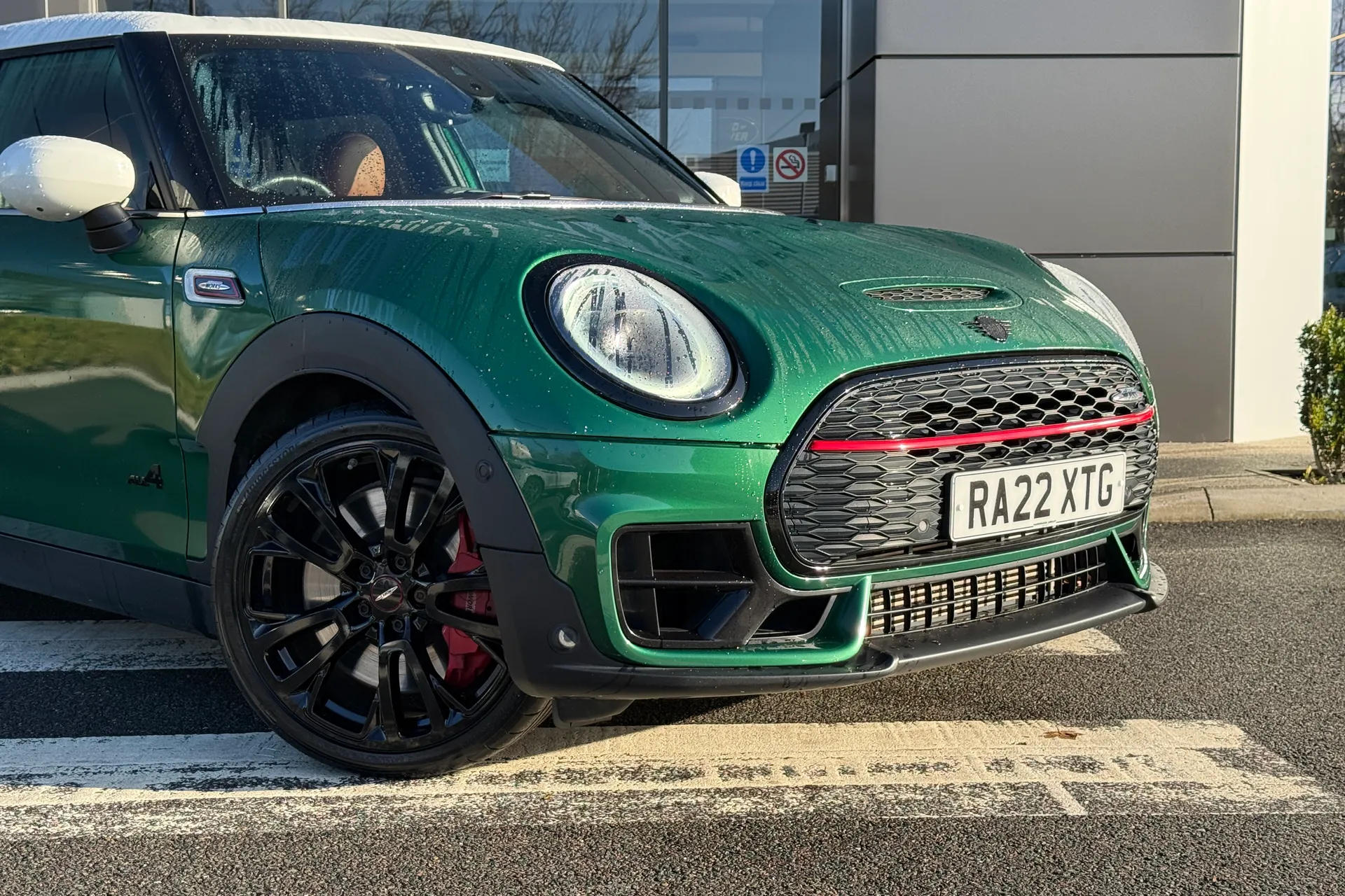 MINI CLUBMAN thumbnail image number 30