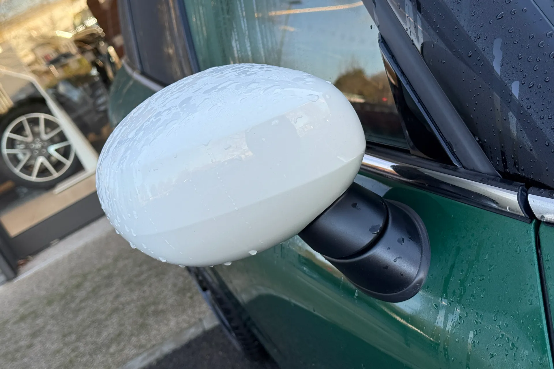 MINI CLUBMAN thumbnail image number 51