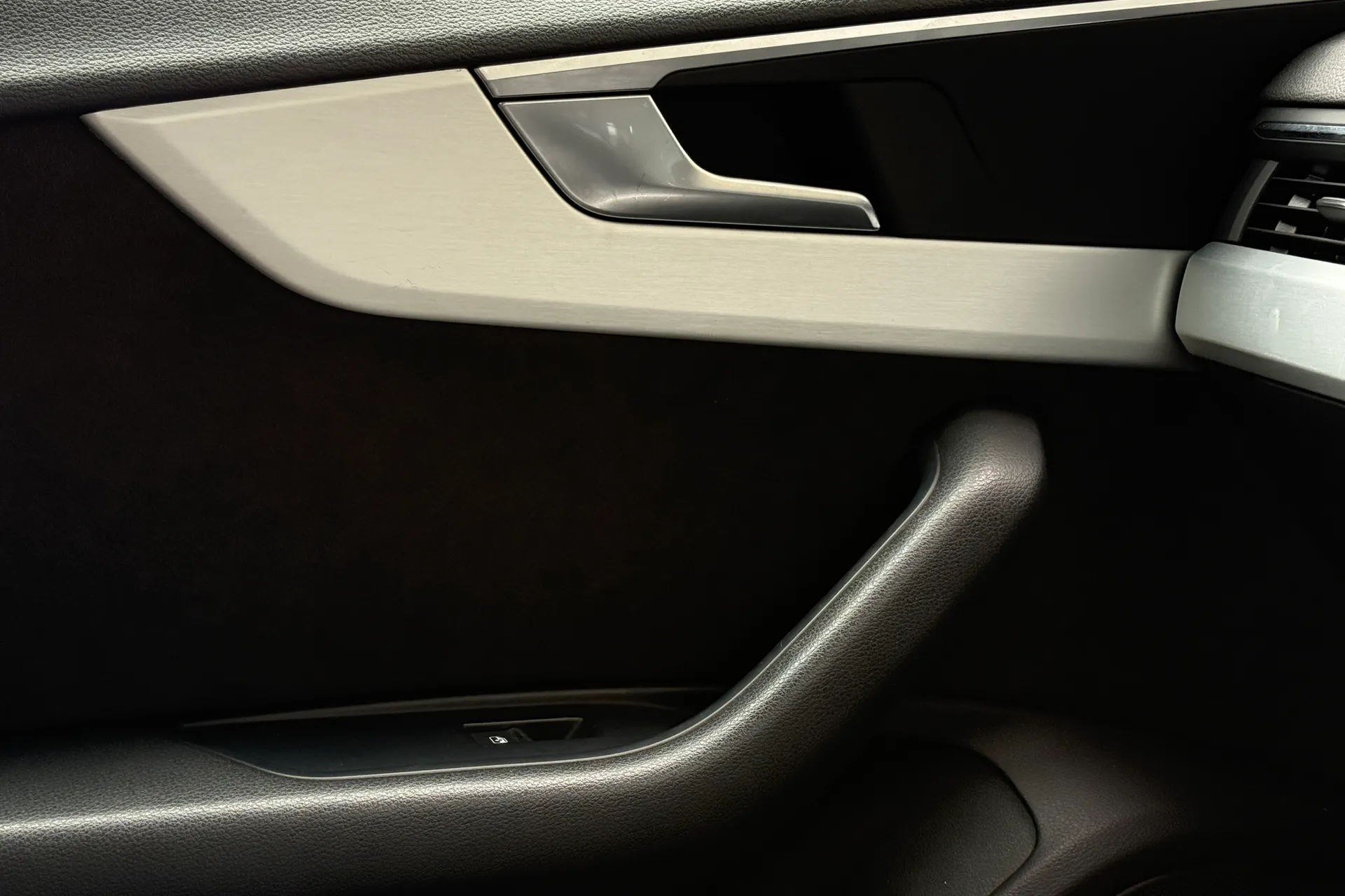 Audi A5 thumbnail image number 20
