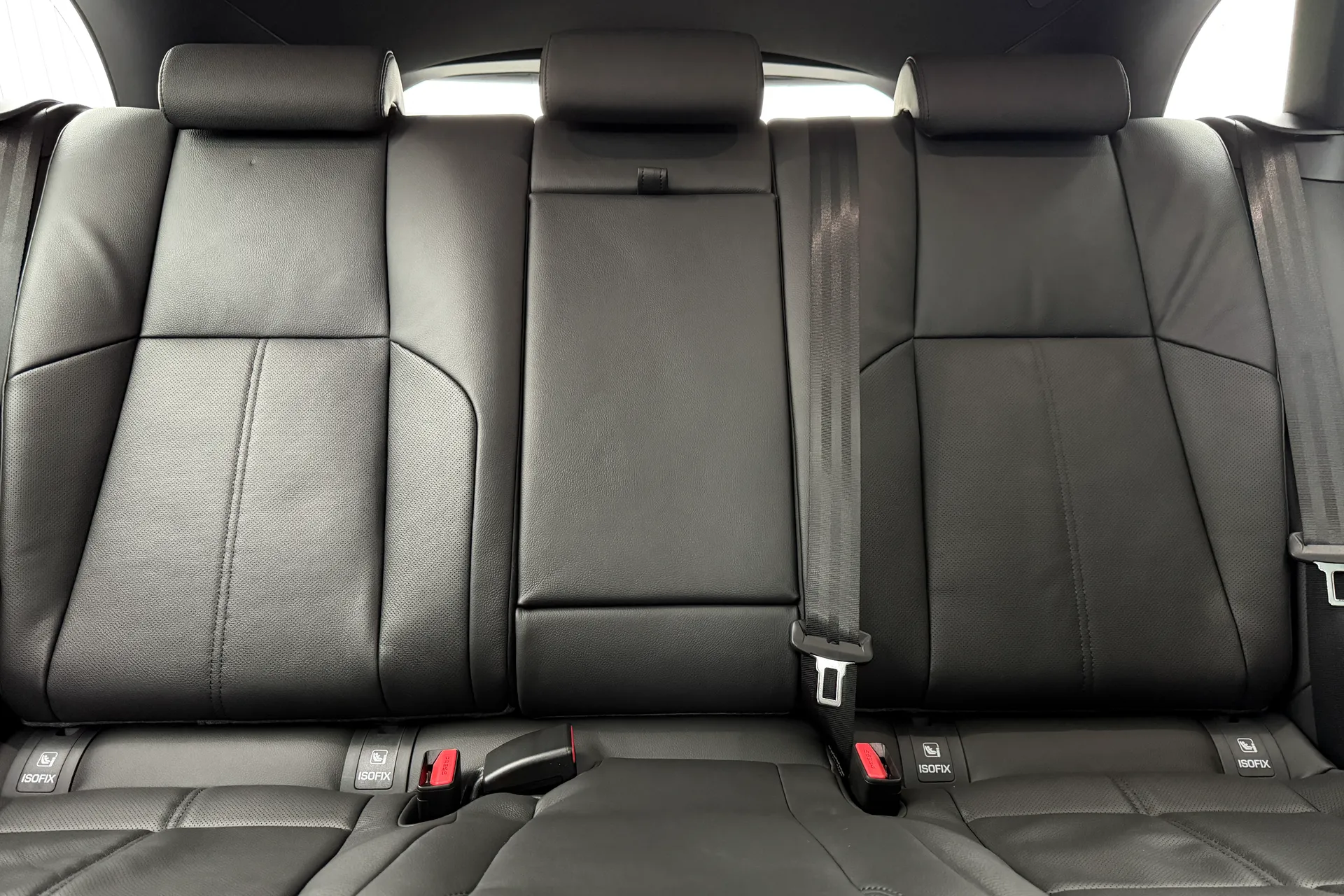 LAND ROVER RANGE ROVER VELAR thumbnail image number 45