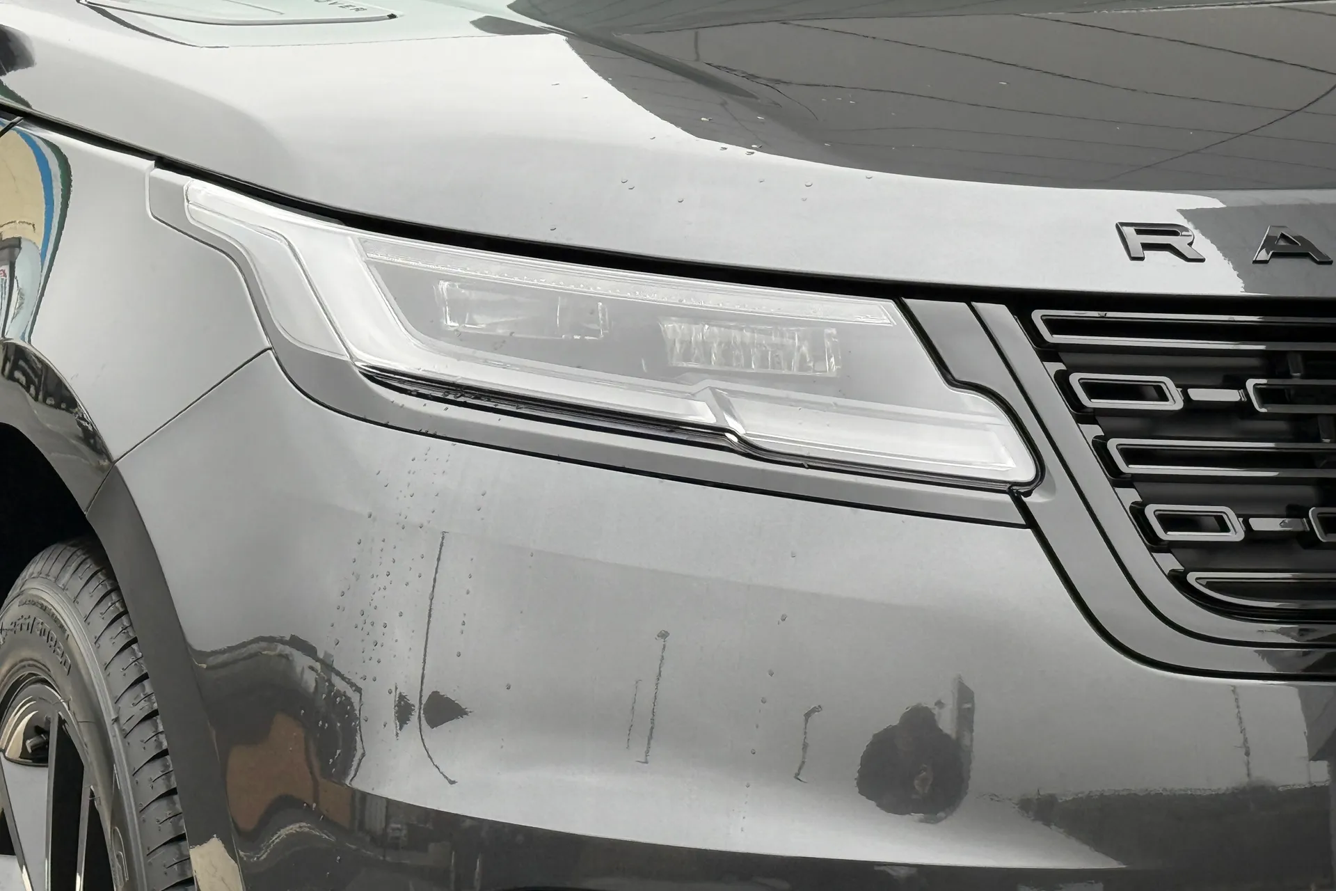 LAND ROVER RANGE ROVER VELAR thumbnail image number 22