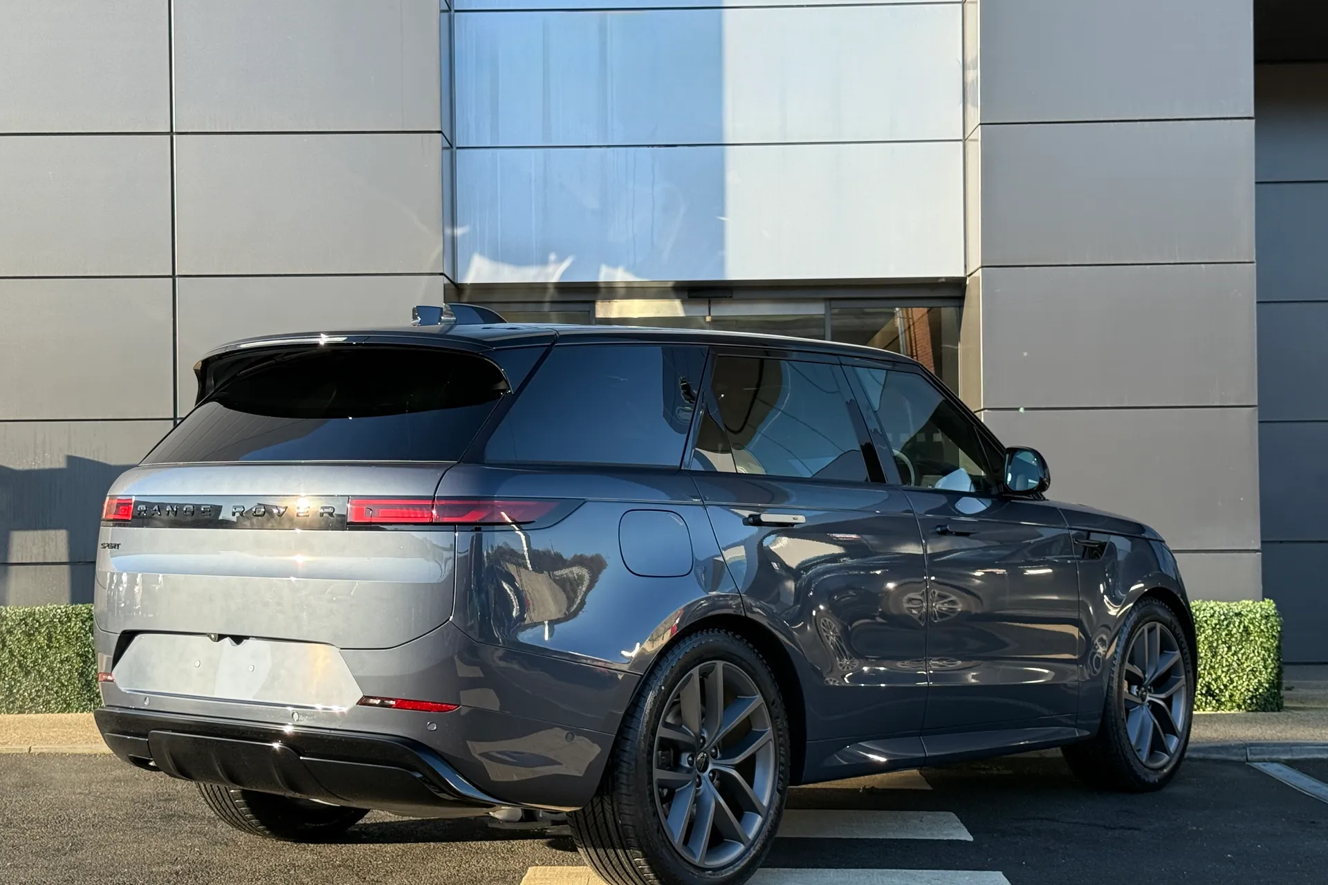 LAND ROVER RANGE ROVER SPORT thumbnail image number 11