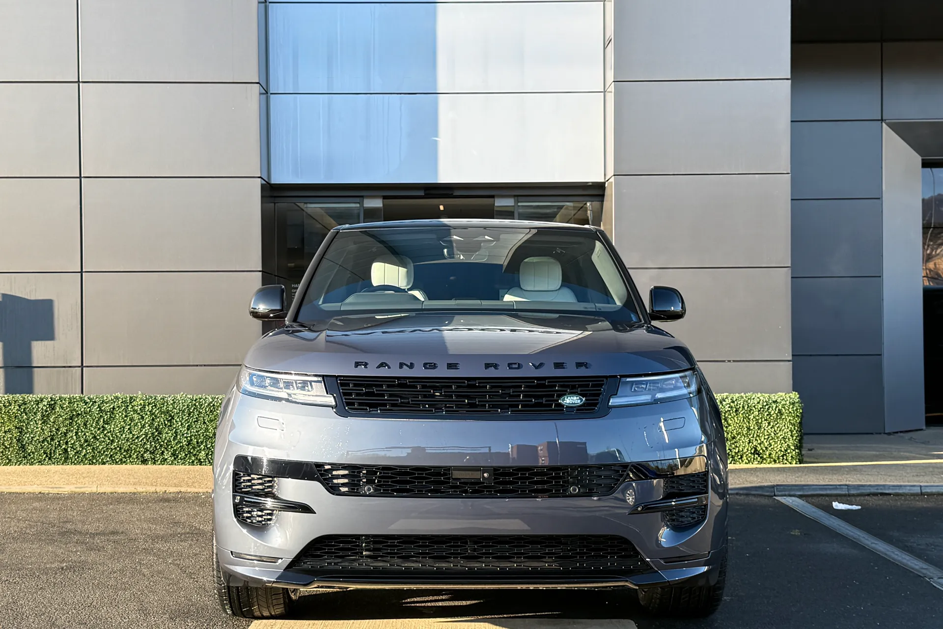 LAND ROVER RANGE ROVER SPORT thumbnail image number 10