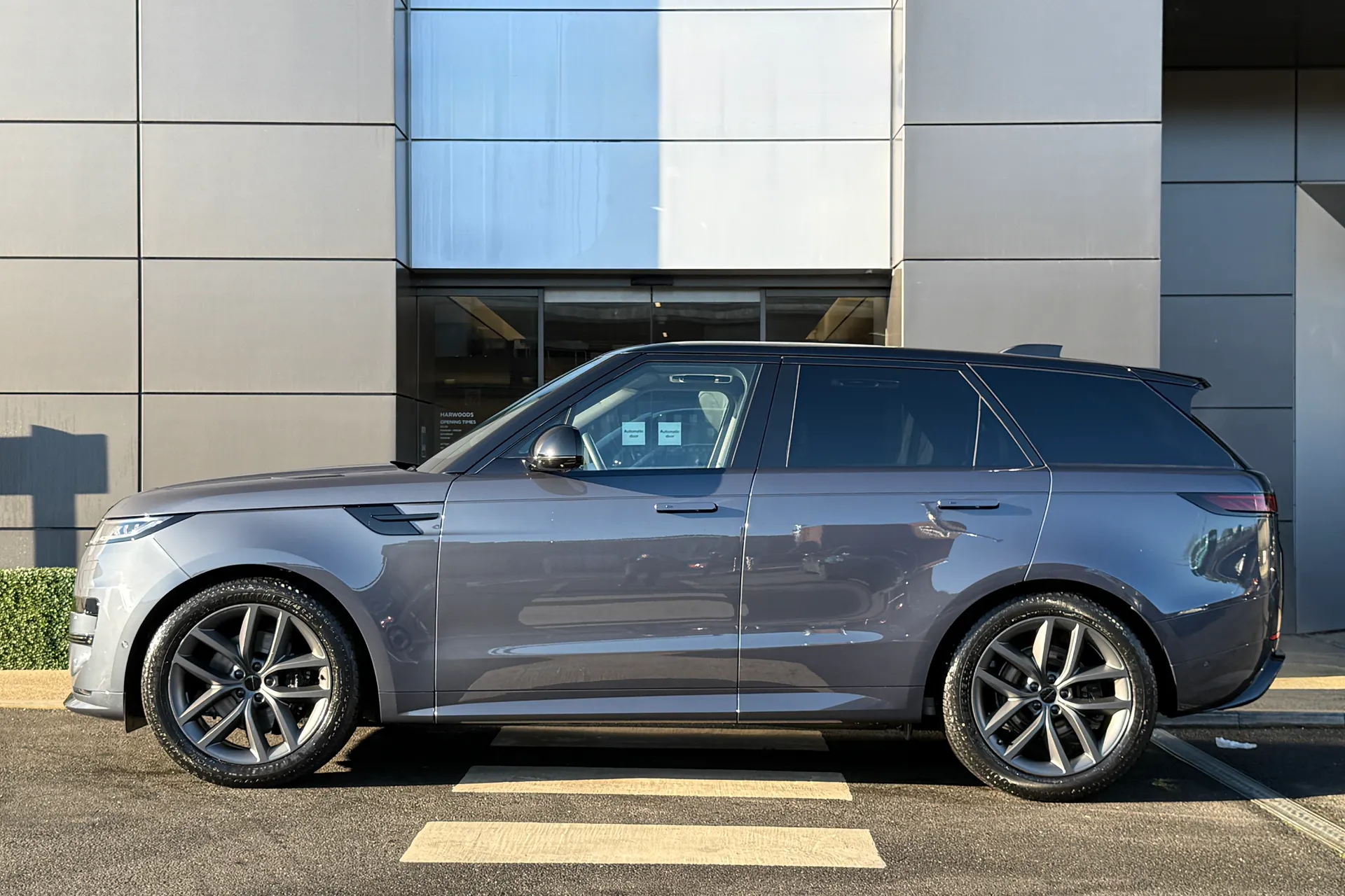 LAND ROVER RANGE ROVER SPORT thumbnail image number 6