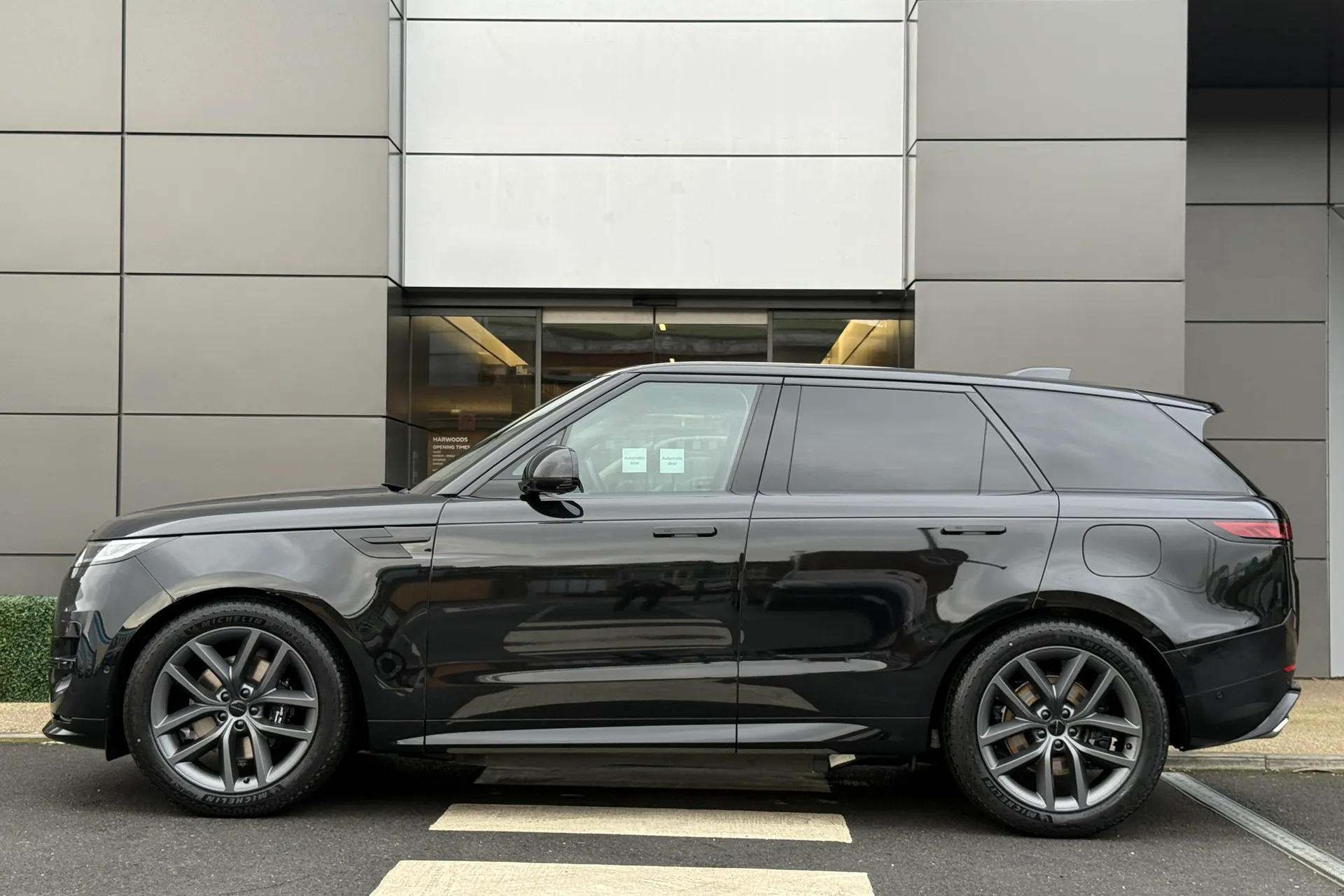 LAND ROVER RANGE ROVER SPORT thumbnail image number 6