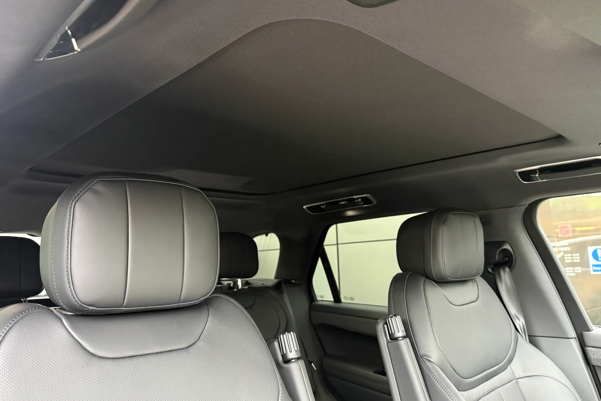 LAND ROVER RANGE ROVER SPORT thumbnail image number 8