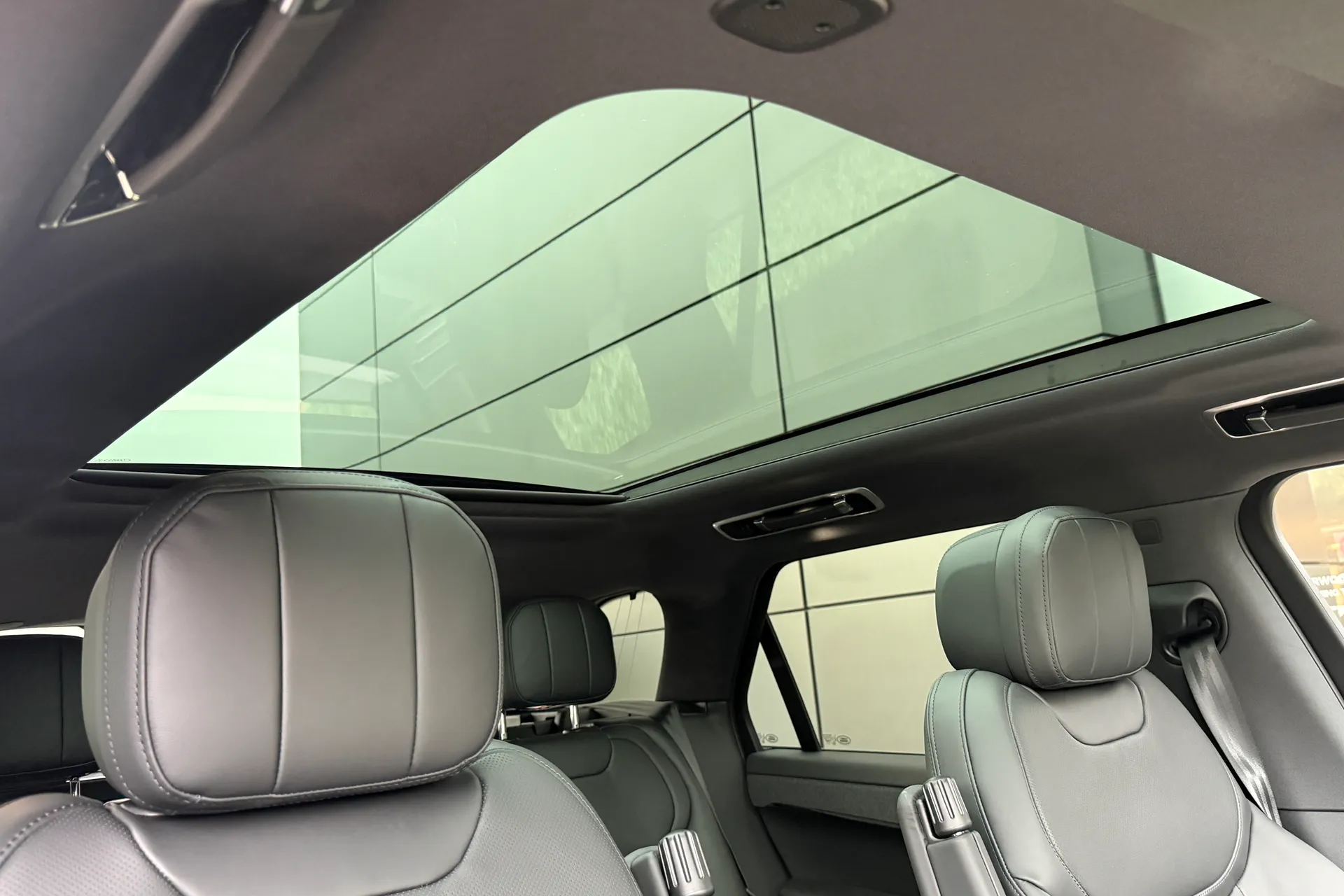 LAND ROVER RANGE ROVER SPORT thumbnail image number 9