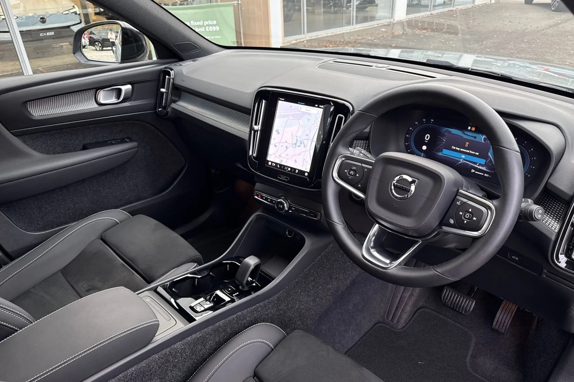 Volvo XC40 thumbnail image number 6